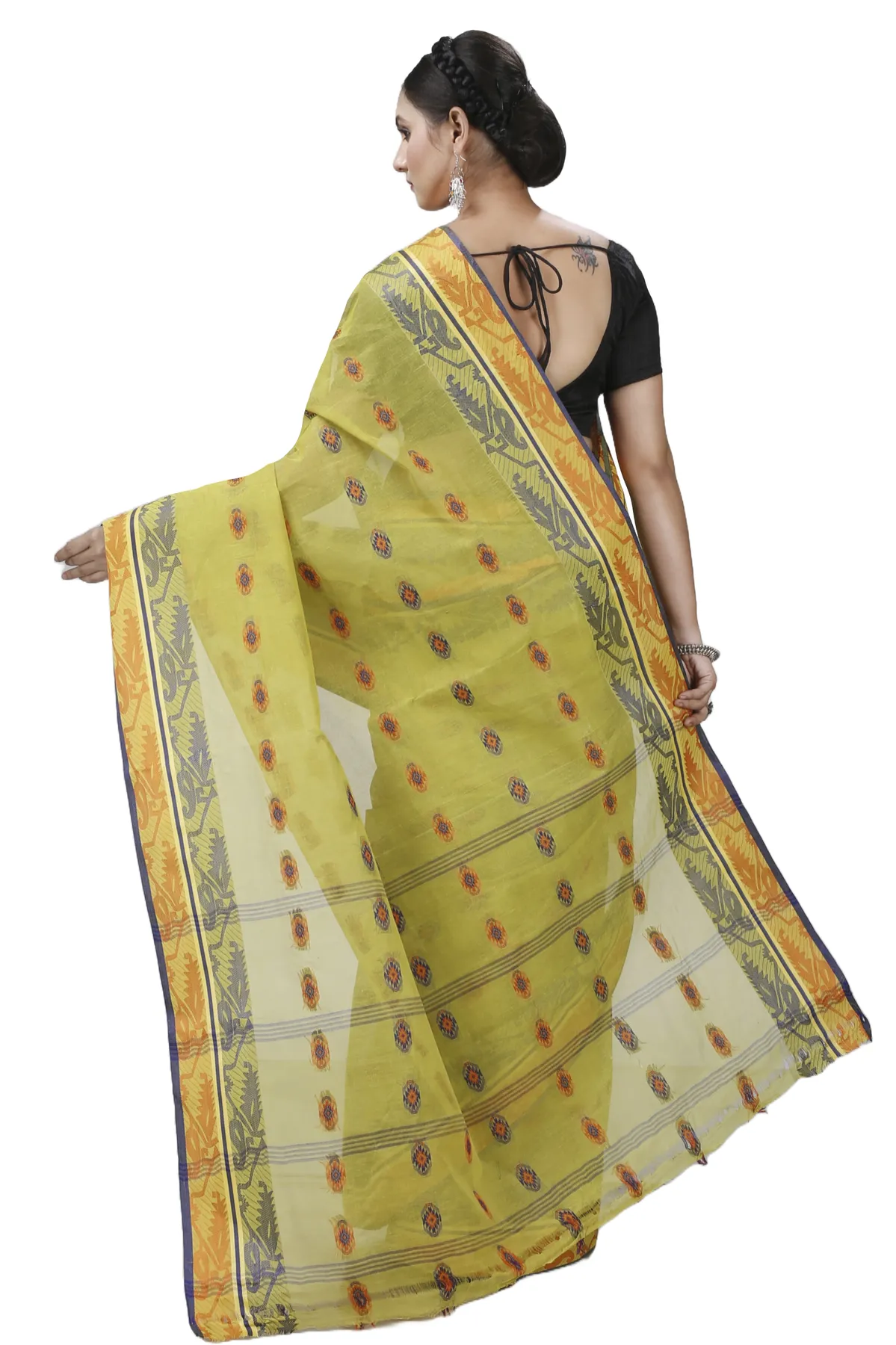 DipDiya Pure Cotton Green Kutum Crafted with Soul Tant Sarees