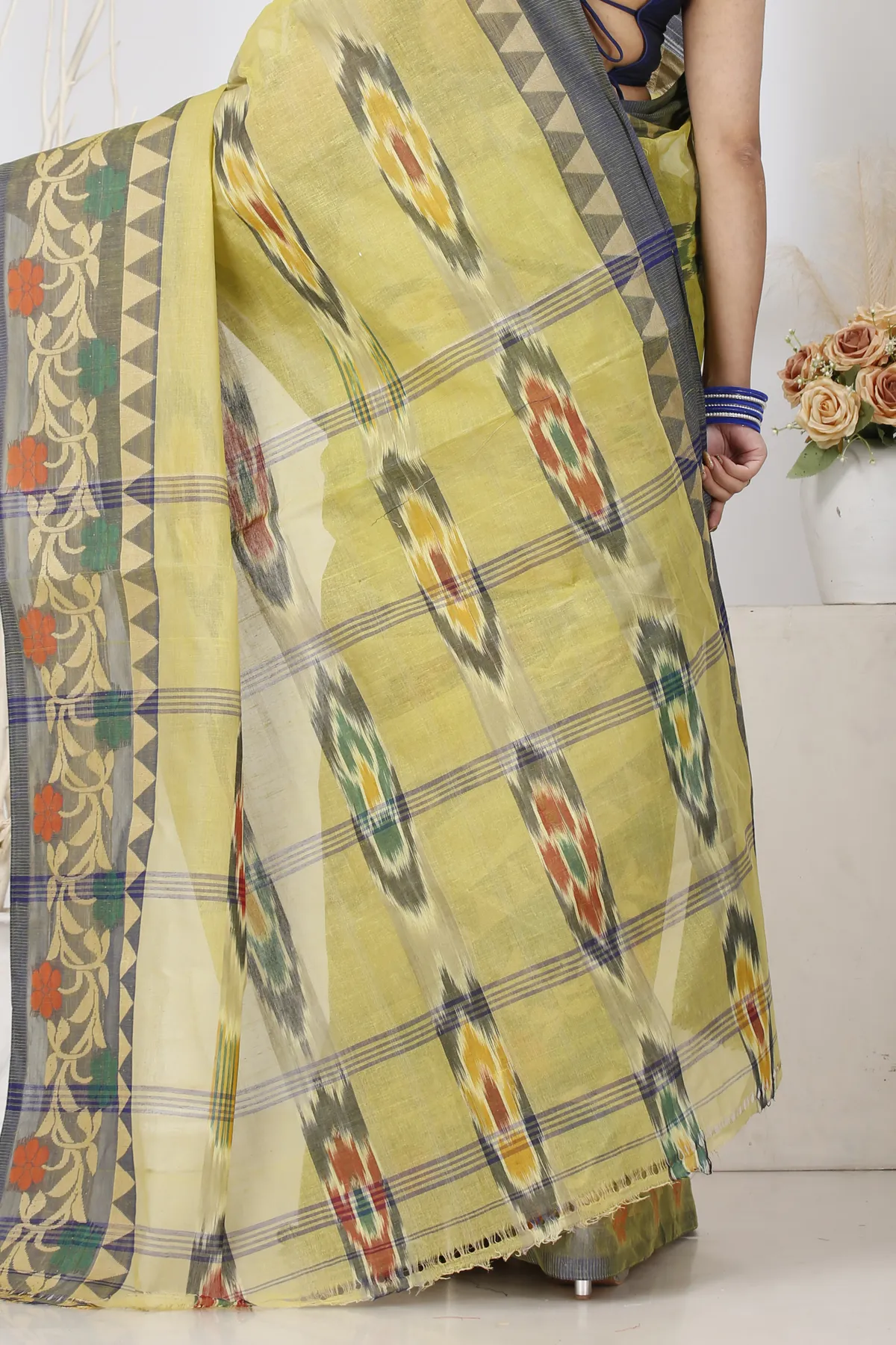 DipDiya Pure Cotton Green Mili Pure Bengali Grace Tant Sarees