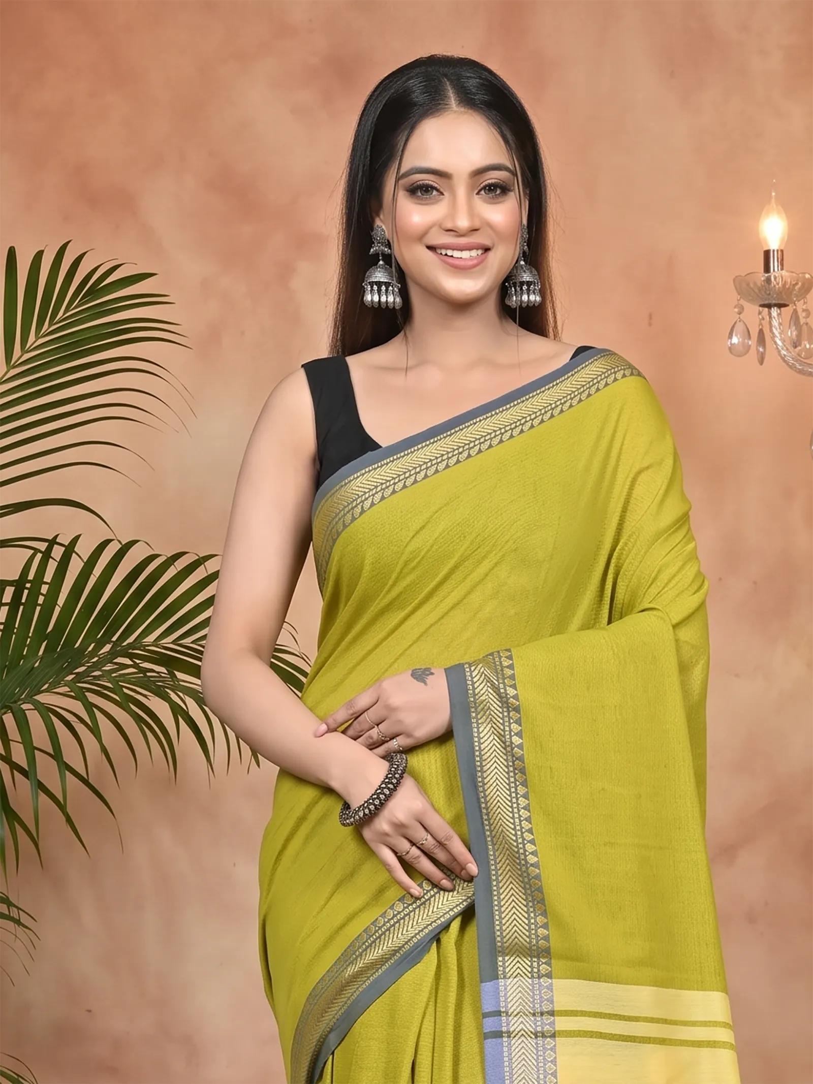 DipDiya Pure Cotton Green Nopra Bengal’s Tradition Handloom Sarees