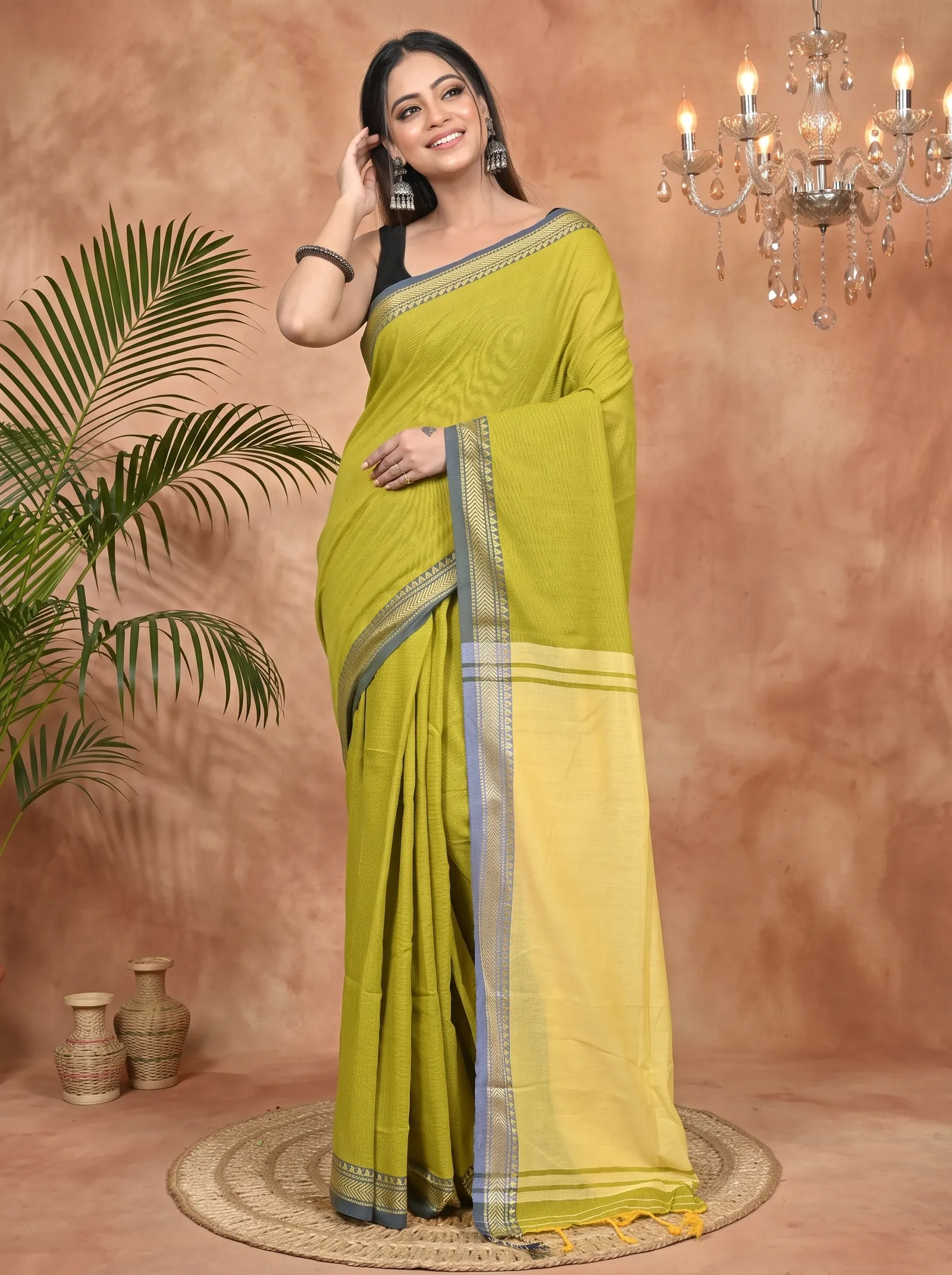 DipDiya Pure Cotton Green Nopra Bengal’s Tradition Handloom Sarees