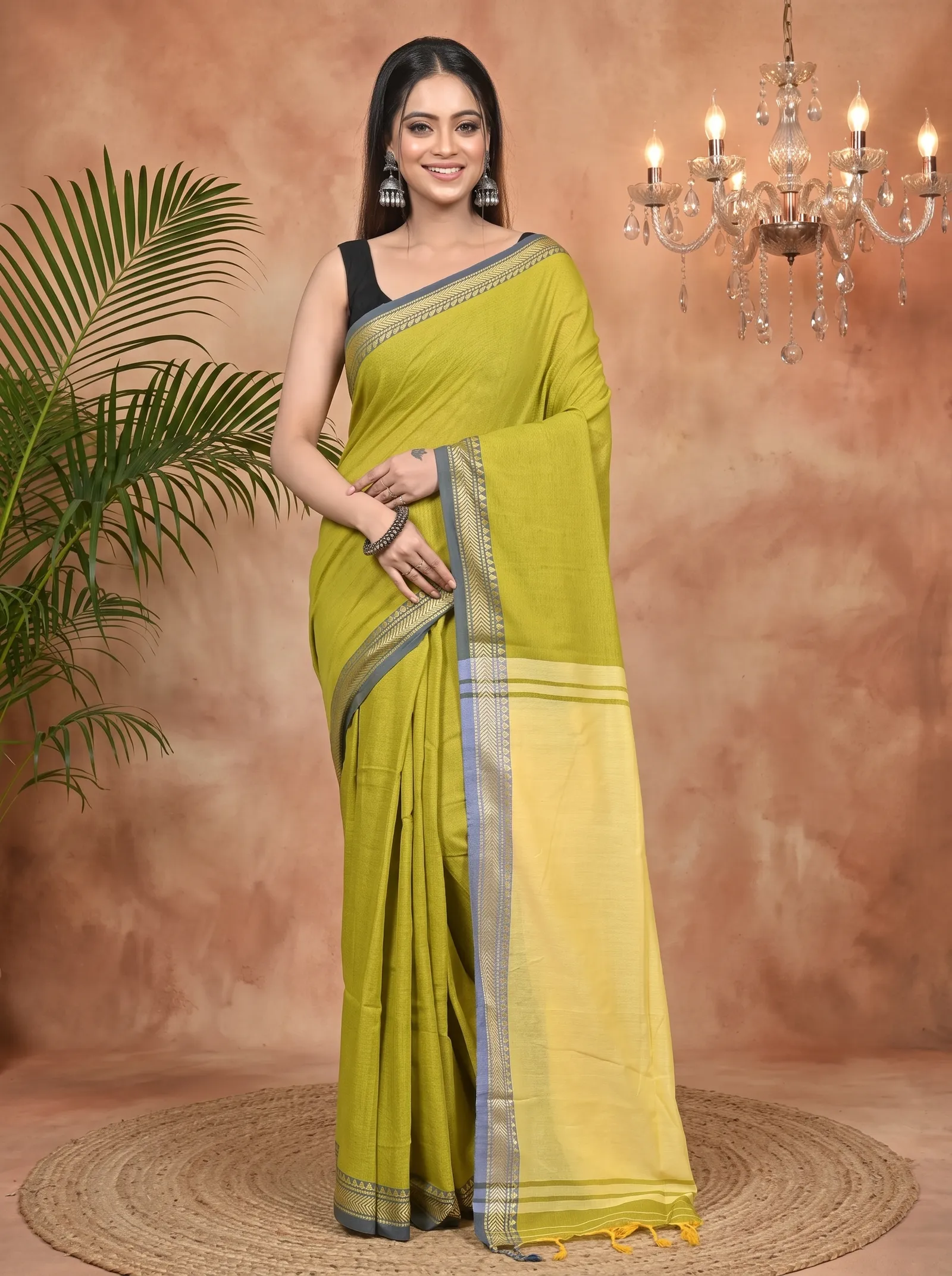 DipDiya Pure Cotton Green Nopra Bengal’s Tradition Handloom Sarees