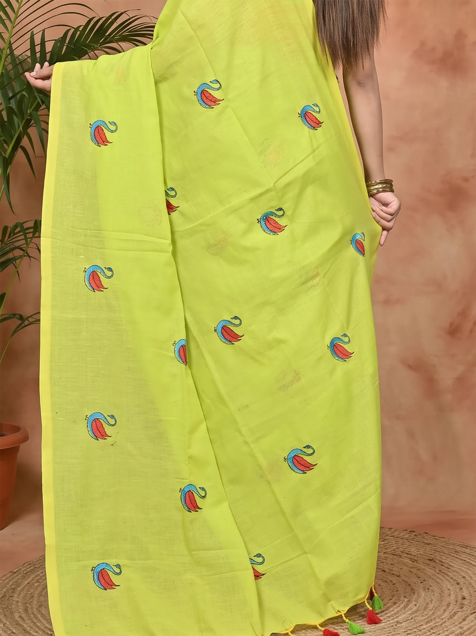 DipDiya Pure Cotton Green Norvi Handloom Heritage Embroidery Handloom sarees