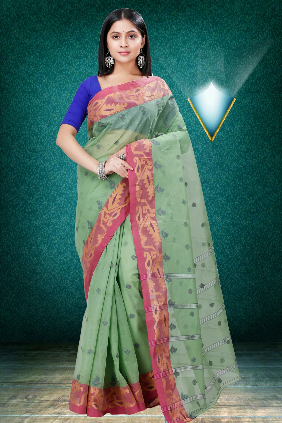 DipDiya Pure Cotton Green Nripa Classic Grace Tant Sarees