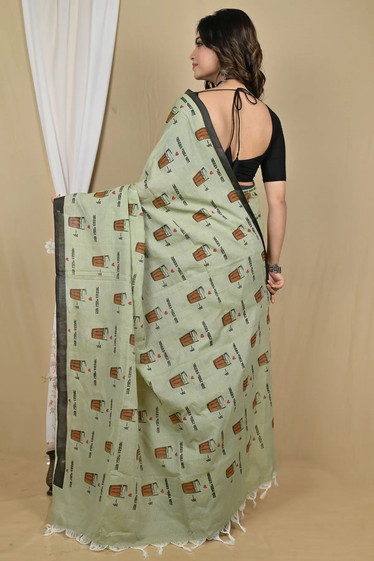 DipDiya Pure Cotton Green Pinal Essence of Bengal Printed Handloom Sarees