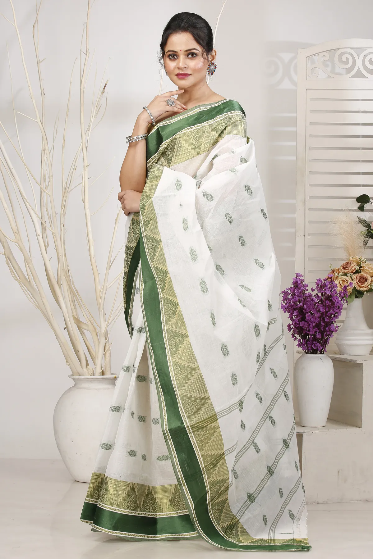 DipDiya Pure Cotton Green Sadasob Handcrafted Elegance Tant Sarees