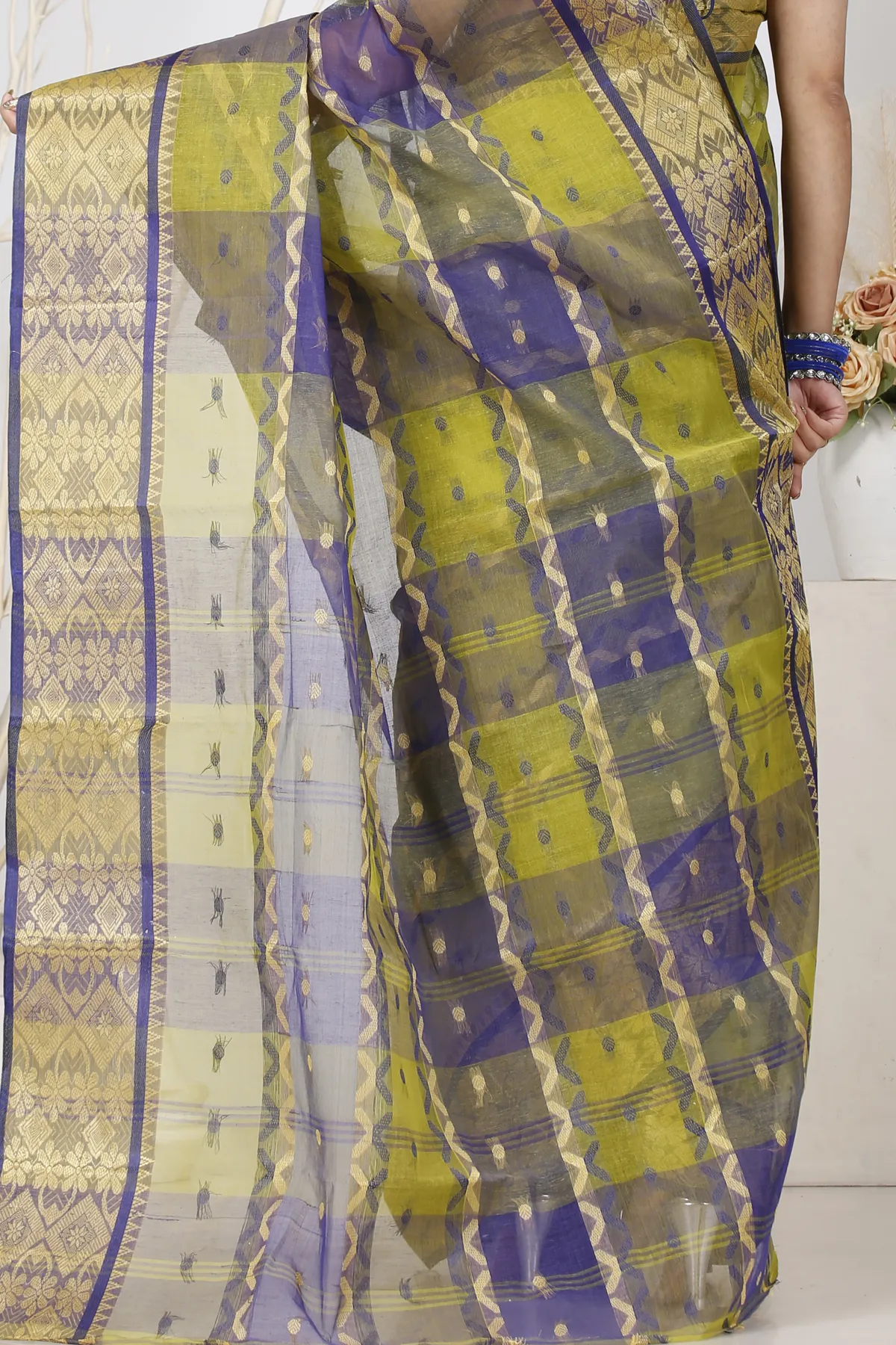 DipDiya Pure Cotton Green SonaJhuri Desiging Heritage of Bengal Tant Sarees