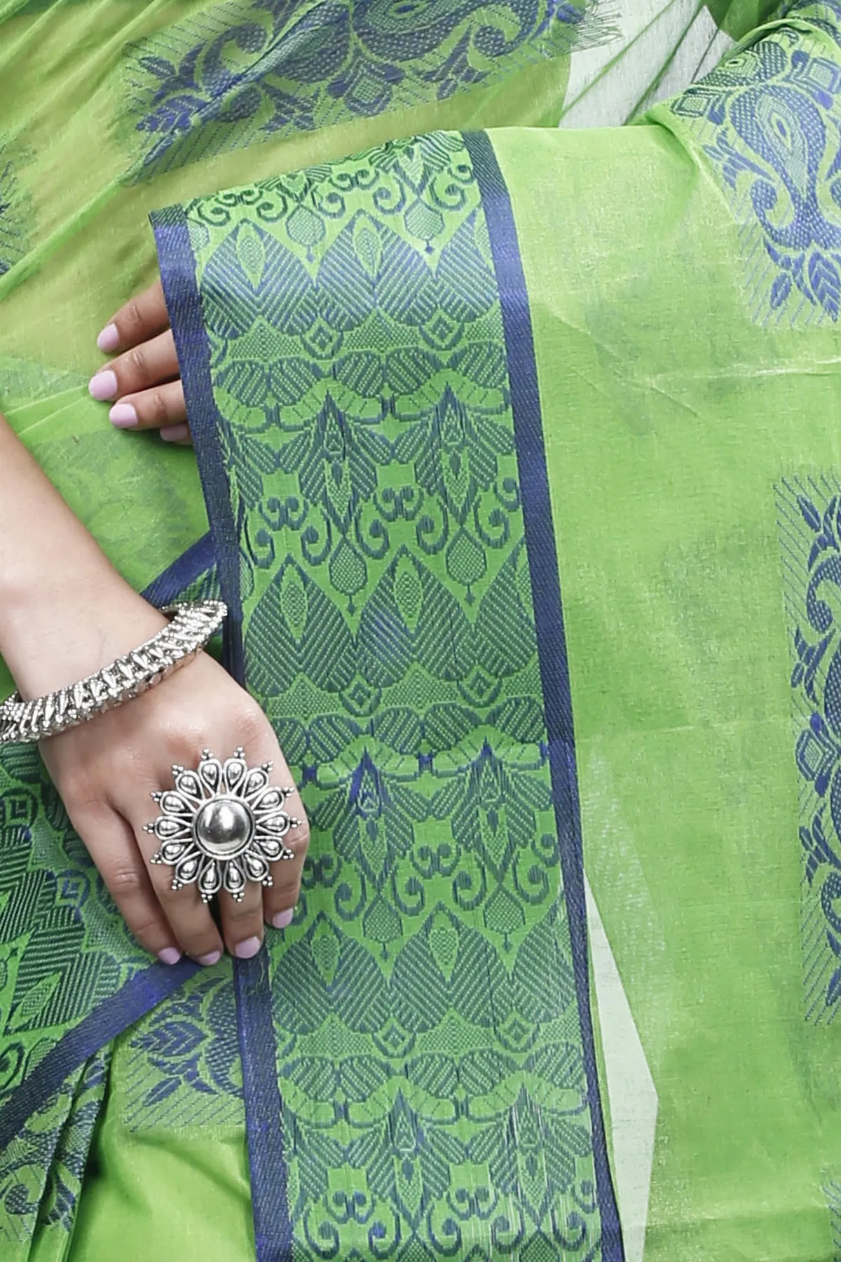 DipDiya Pure Cotton Green Strip Suparna Pure Bengali Grace Tant Sarees