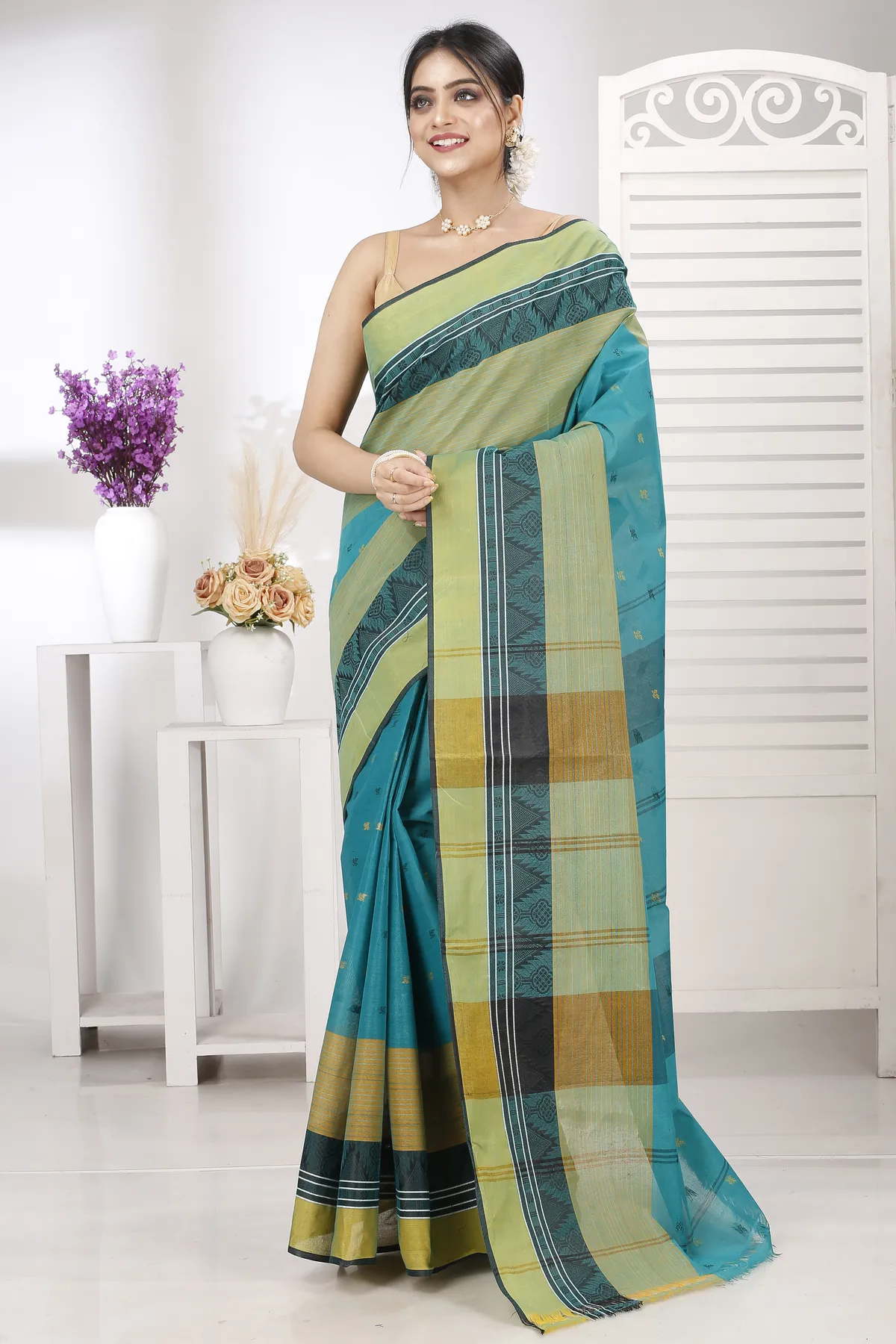 DipDiya Pure Cotton Green Suto Tradition in Every Thread Tant Sarees