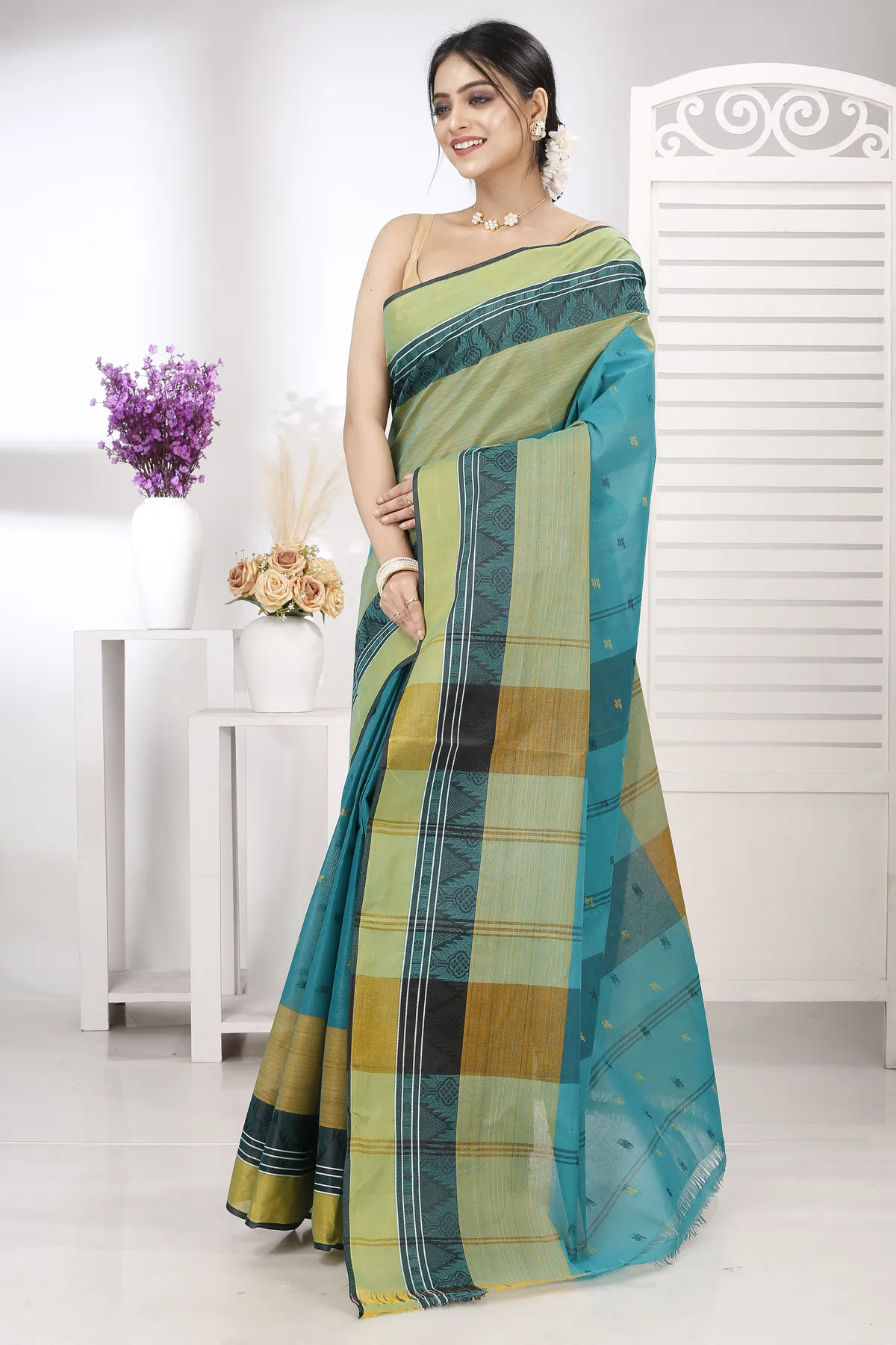 DipDiya Pure Cotton Green Suto Tradition in Every Thread Tant Sarees