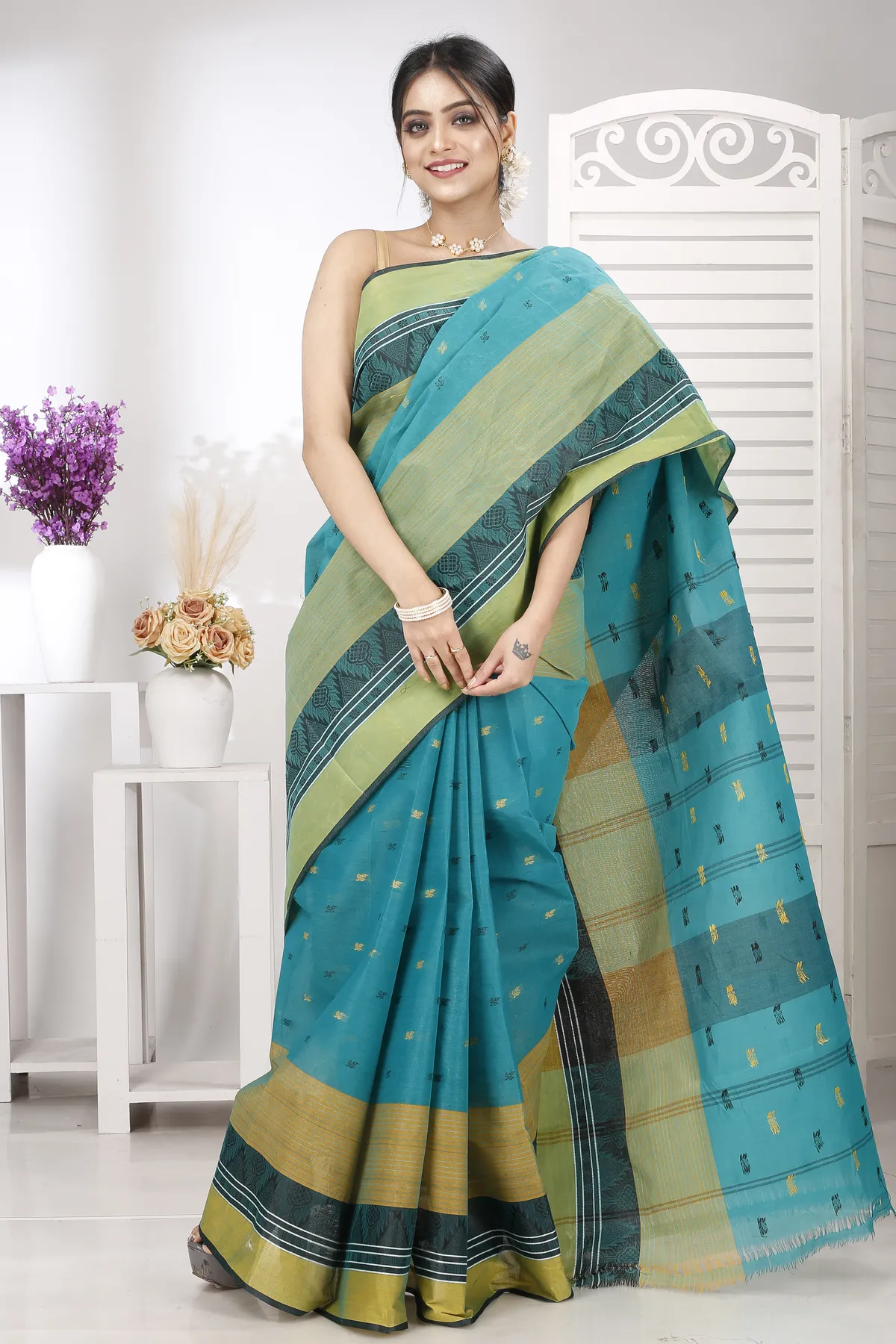 DipDiya Pure Cotton Green Suto Tradition in Every Thread Tant Sarees