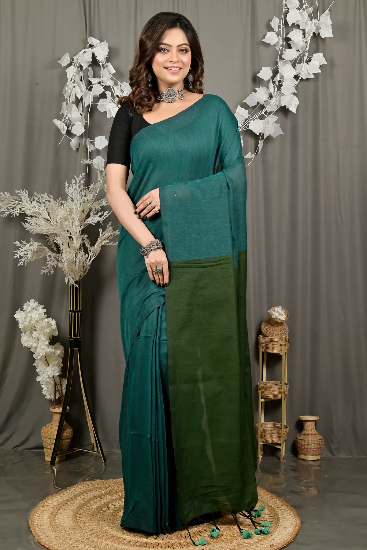 DipDiya Pure Cotton Green ThanKhaditu Elegant by Tradition Handloom Sarees