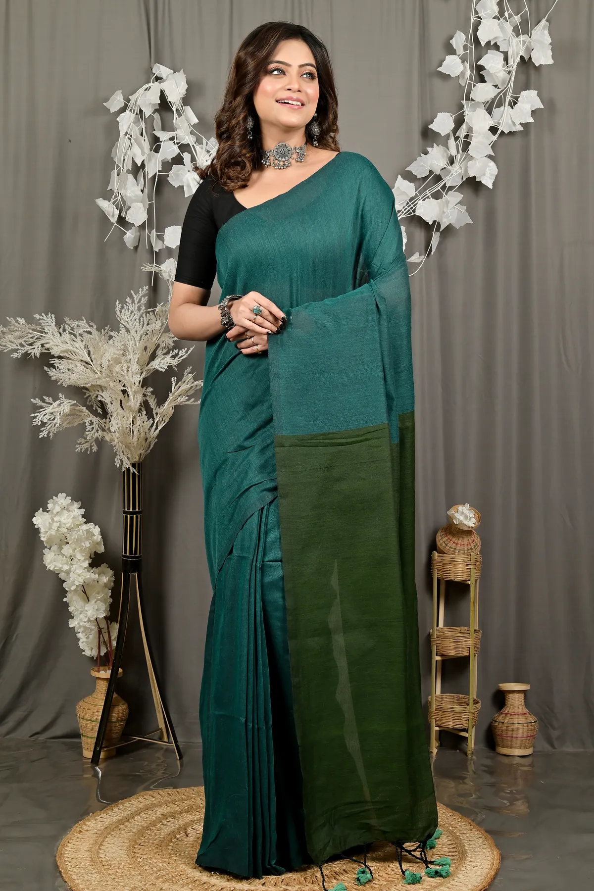 DipDiya Pure Cotton Green ThanKhaditu Elegant by Tradition Handloom Sarees