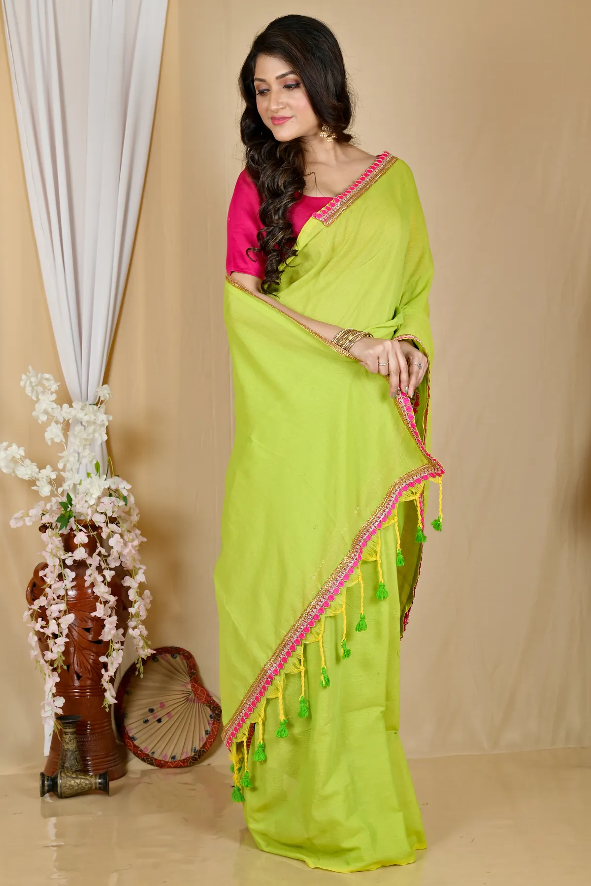 DipDiya Pure Cotton Green Thanli Traditional Bengali Handloom Sarees