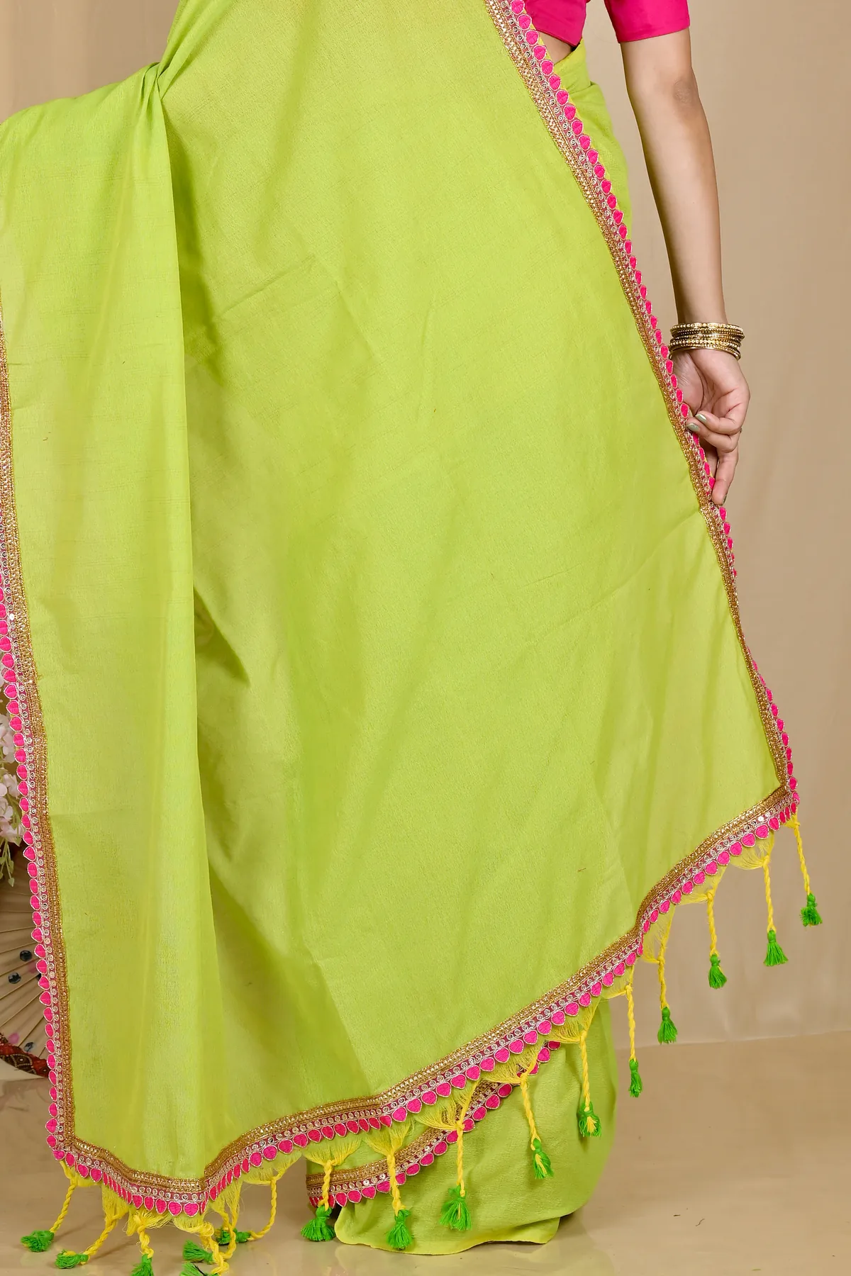 DipDiya Pure Cotton Green Thanli Traditional Bengali Handloom Sarees