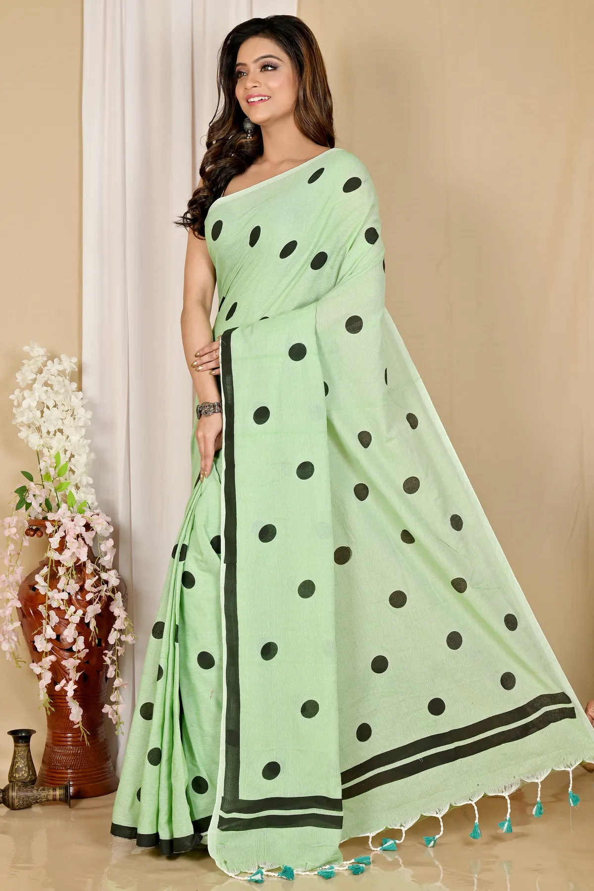 DipDiya Pure Cotton Green Tip Elegant by Tradition Handloom Sarees