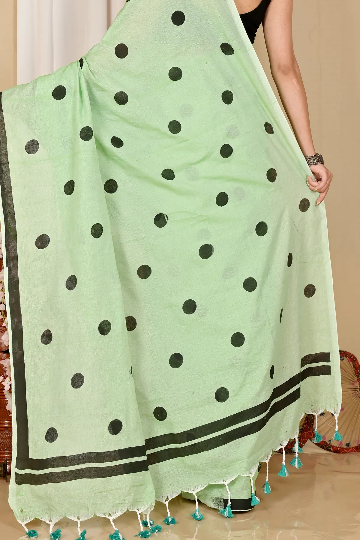 DipDiya Pure Cotton Green Tip Elegant by Tradition Handloom Sarees