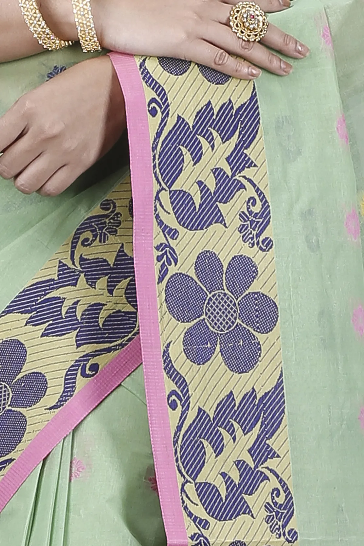 DipDiya Pure Cotton Green Ushi Handloom Heritage Tant Sarees