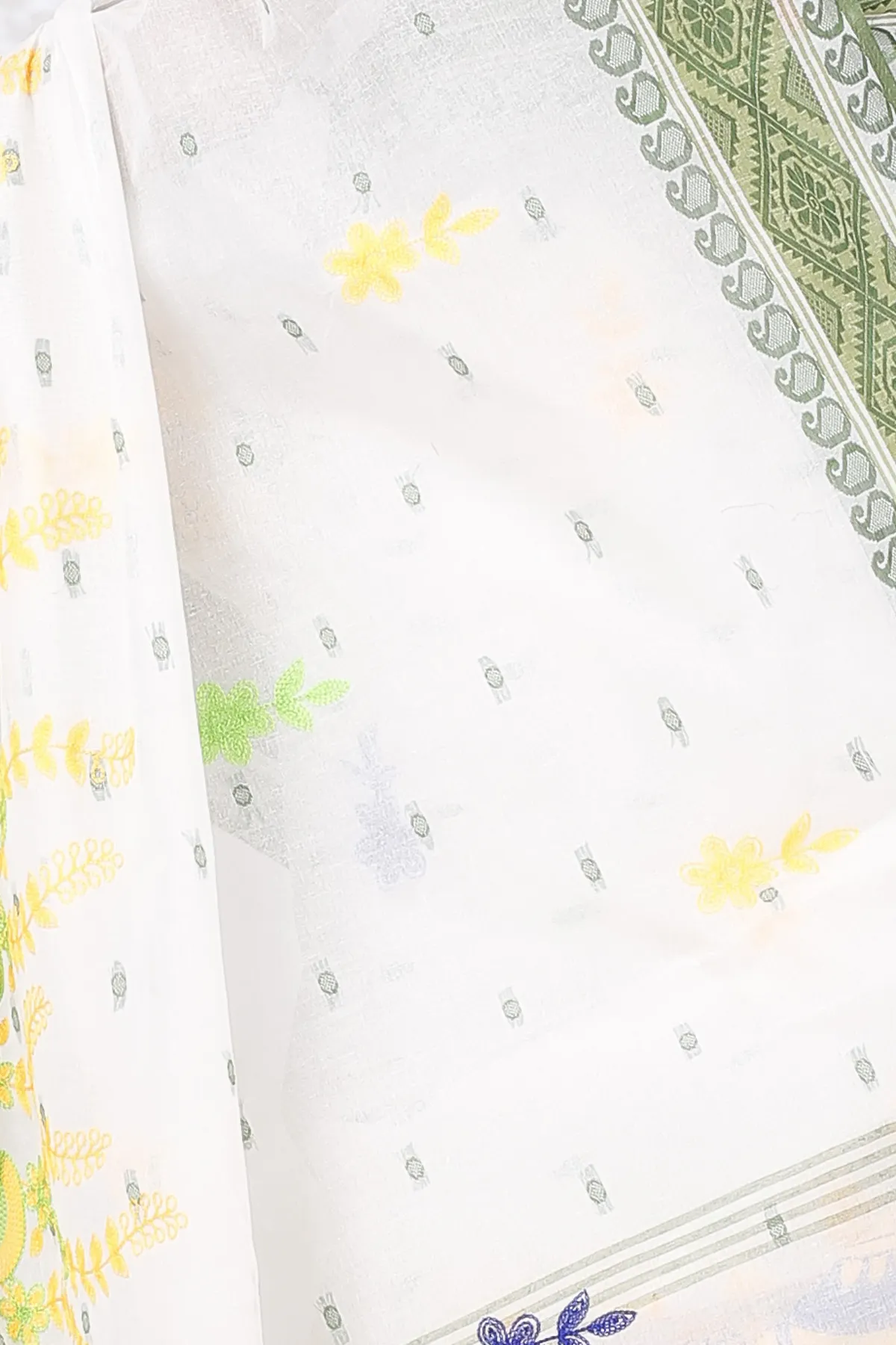 DipDiya Pure Cotton Green White Embi Boysko Ghot Bengal in Every Thread Embroidery Tant Sarees