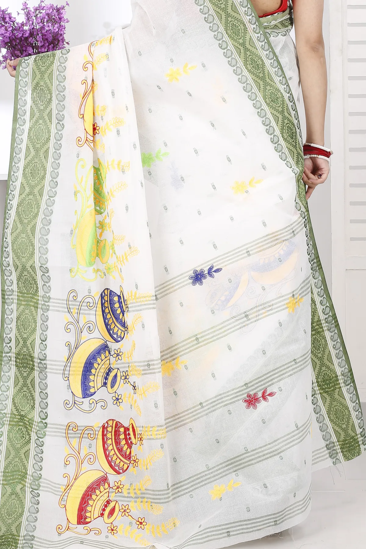 DipDiya Pure Cotton Green White Embi Boysko Ghot Bengal in Every Thread Embroidery Tant Sarees