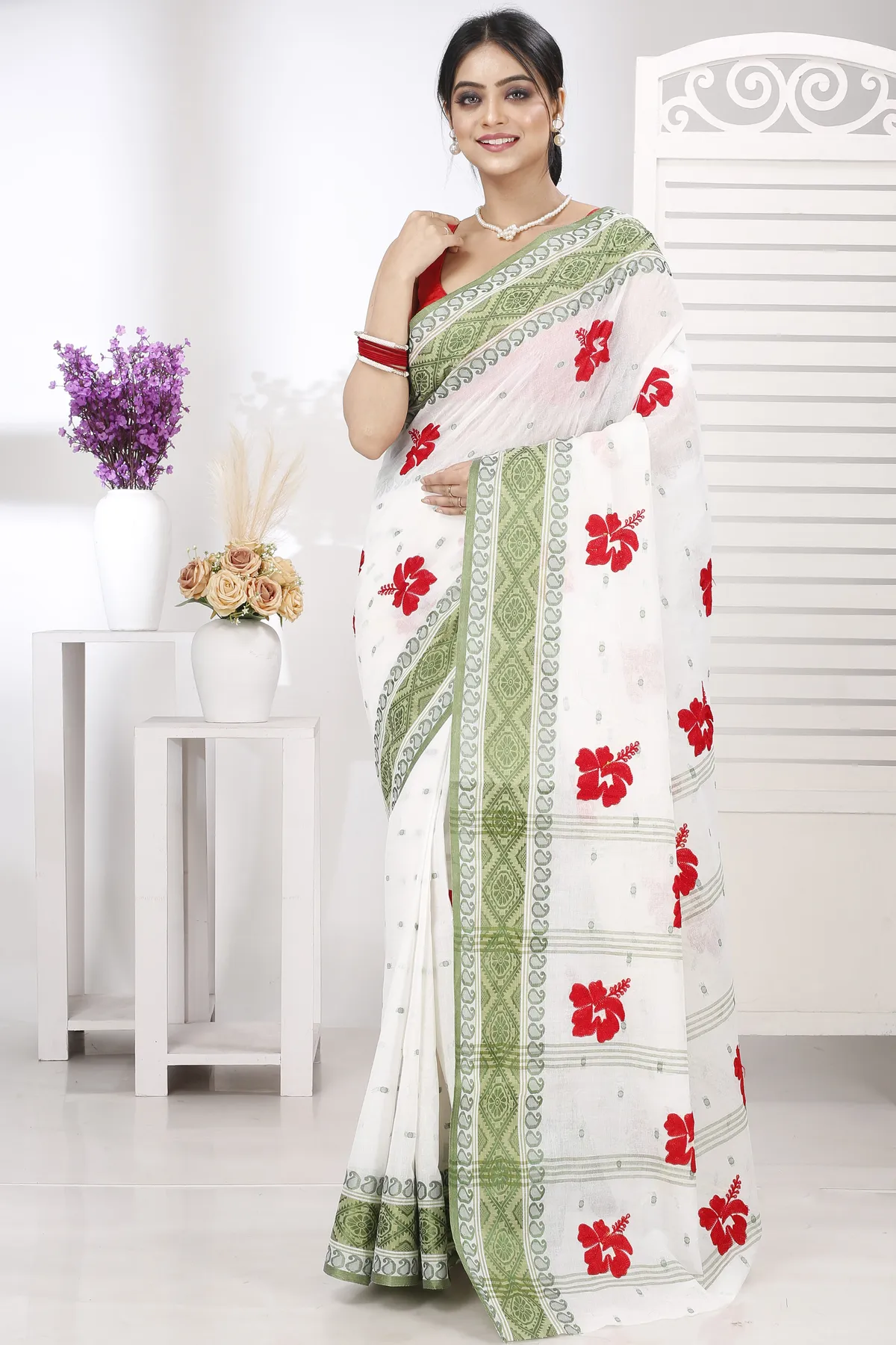 DipDiya Pure Cotton Green White Embi Boysko Jova Threads of Tradition Embroidery Tant Sarees