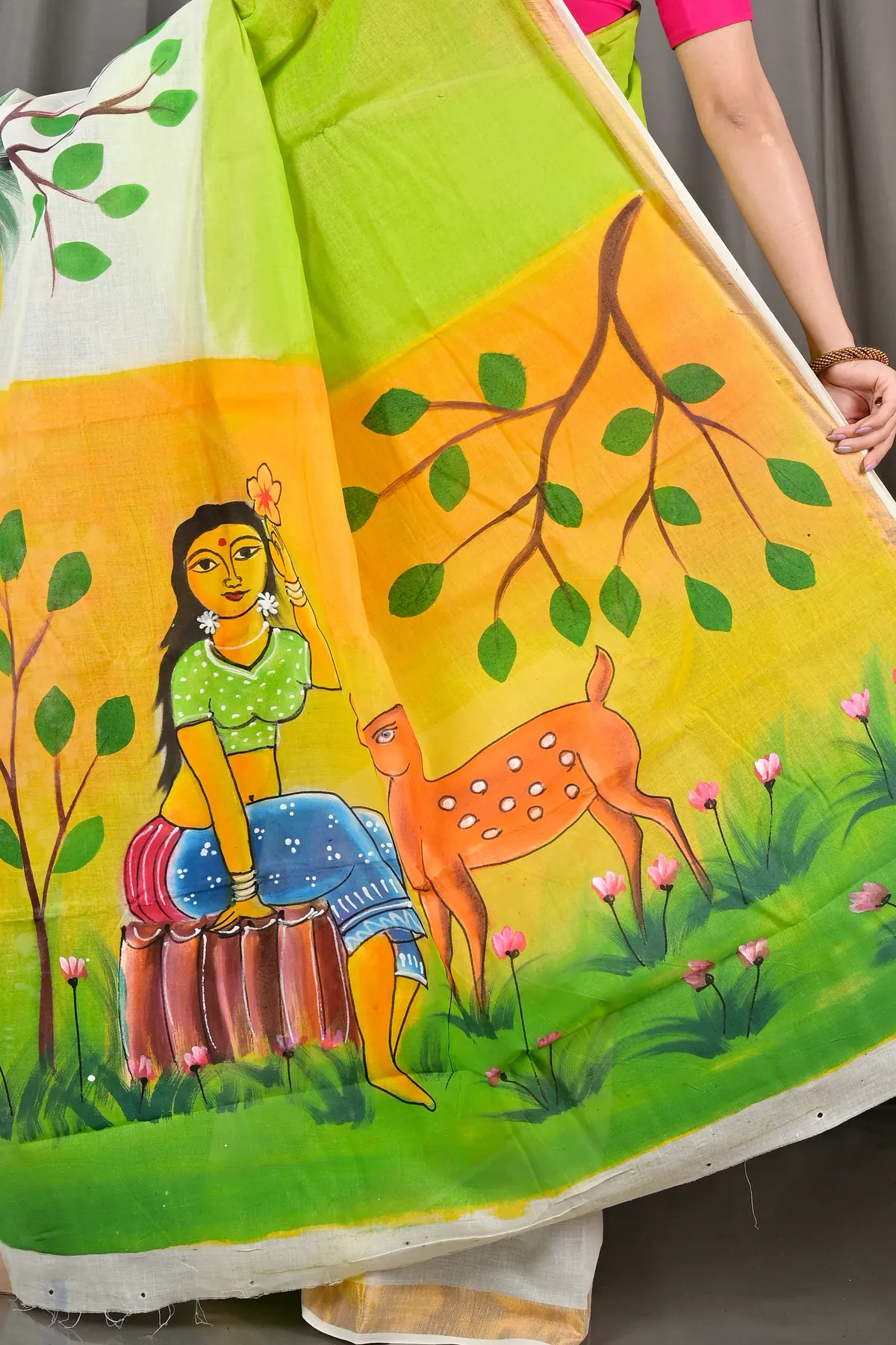 DipDiya Pure Cotton Green White Hataka Pure Bengali Graces Hand Painted Sarees