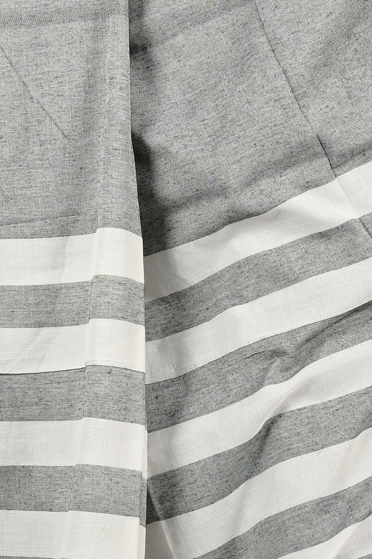 DipDiya Pure Cotton Grey Bisti Weaves with a Story Handloom Sarees
