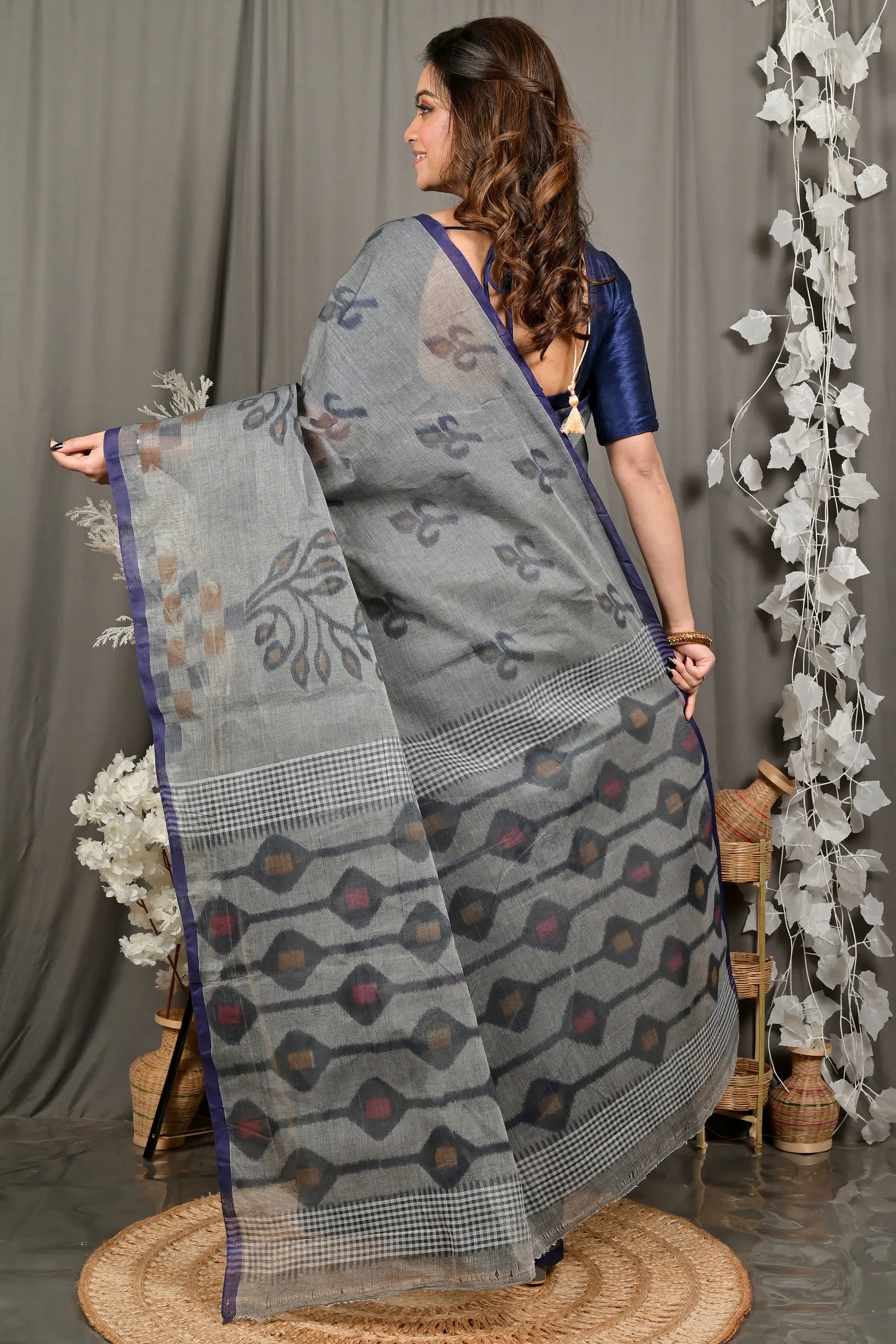 DipDiya Pure Cotton Grey Dipui Timeless Bengal Printed Tant Sarees