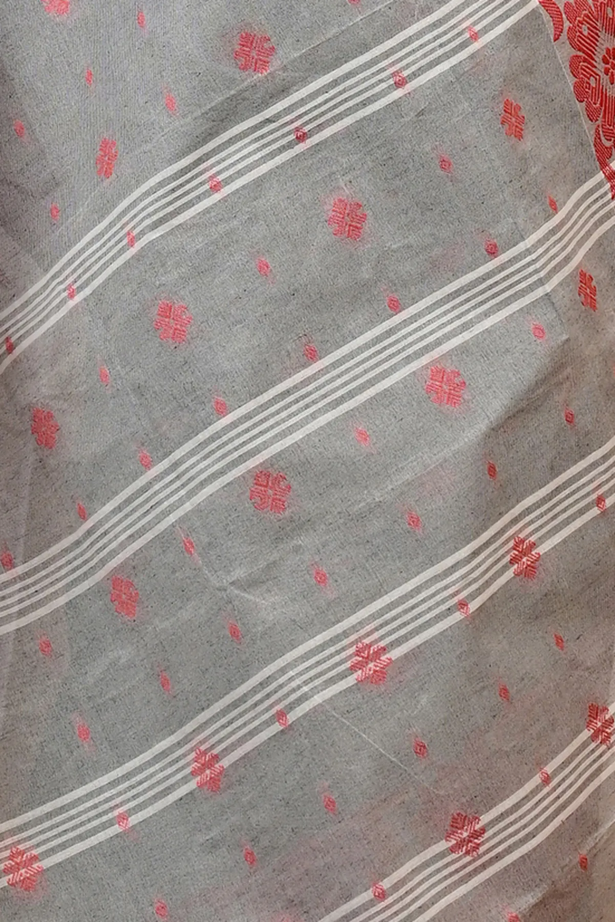 DipDiya Pure Cotton Grey Heruka Crafted with Soul Tant Sarees