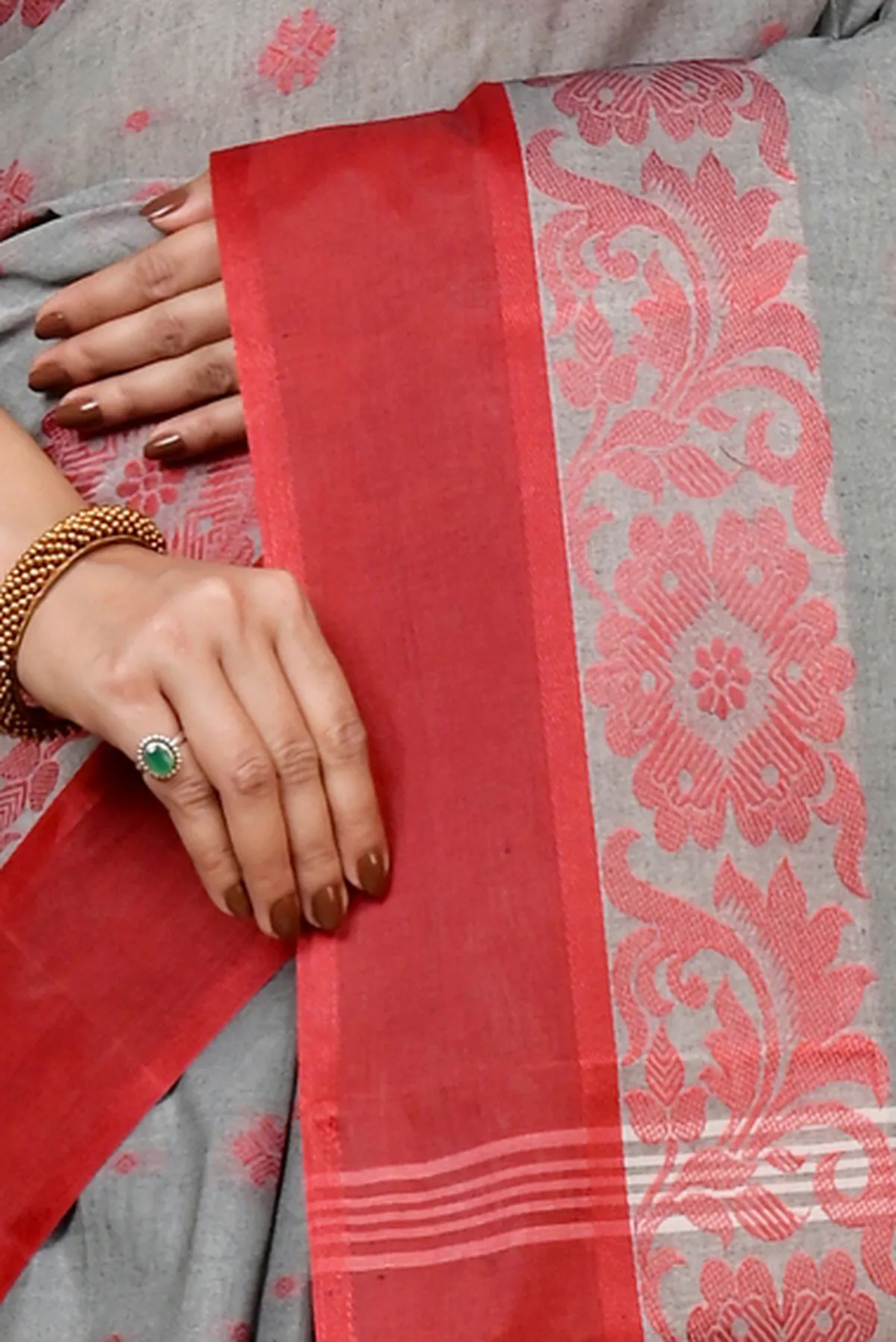 DipDiya Pure Cotton Grey Heruka Crafted with Soul Tant Sarees
