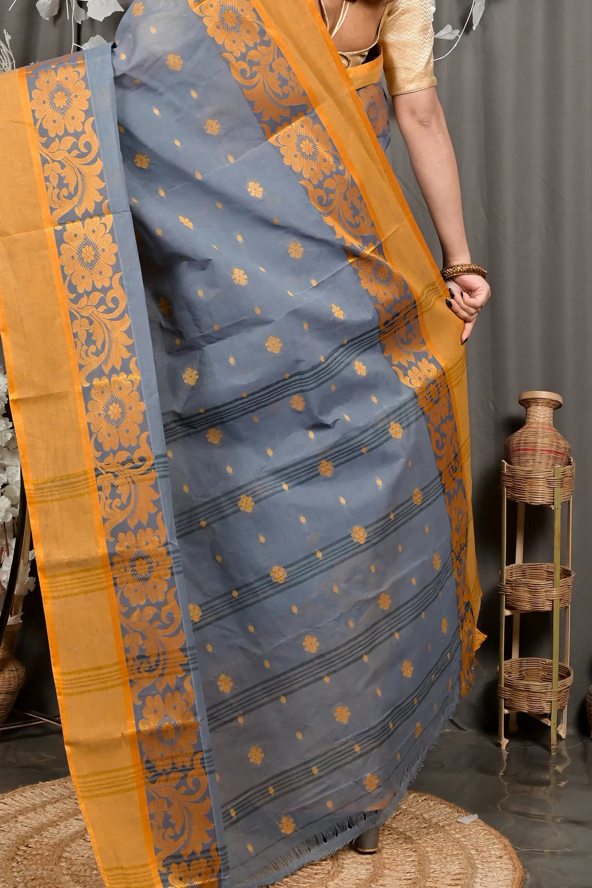 DipDiya Pure Cotton Grey Heruka Loom to Love Tant Sarees