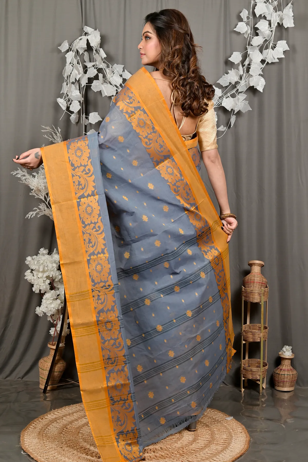 DipDiya Pure Cotton Grey Heruka Loom to Love Tant Sarees