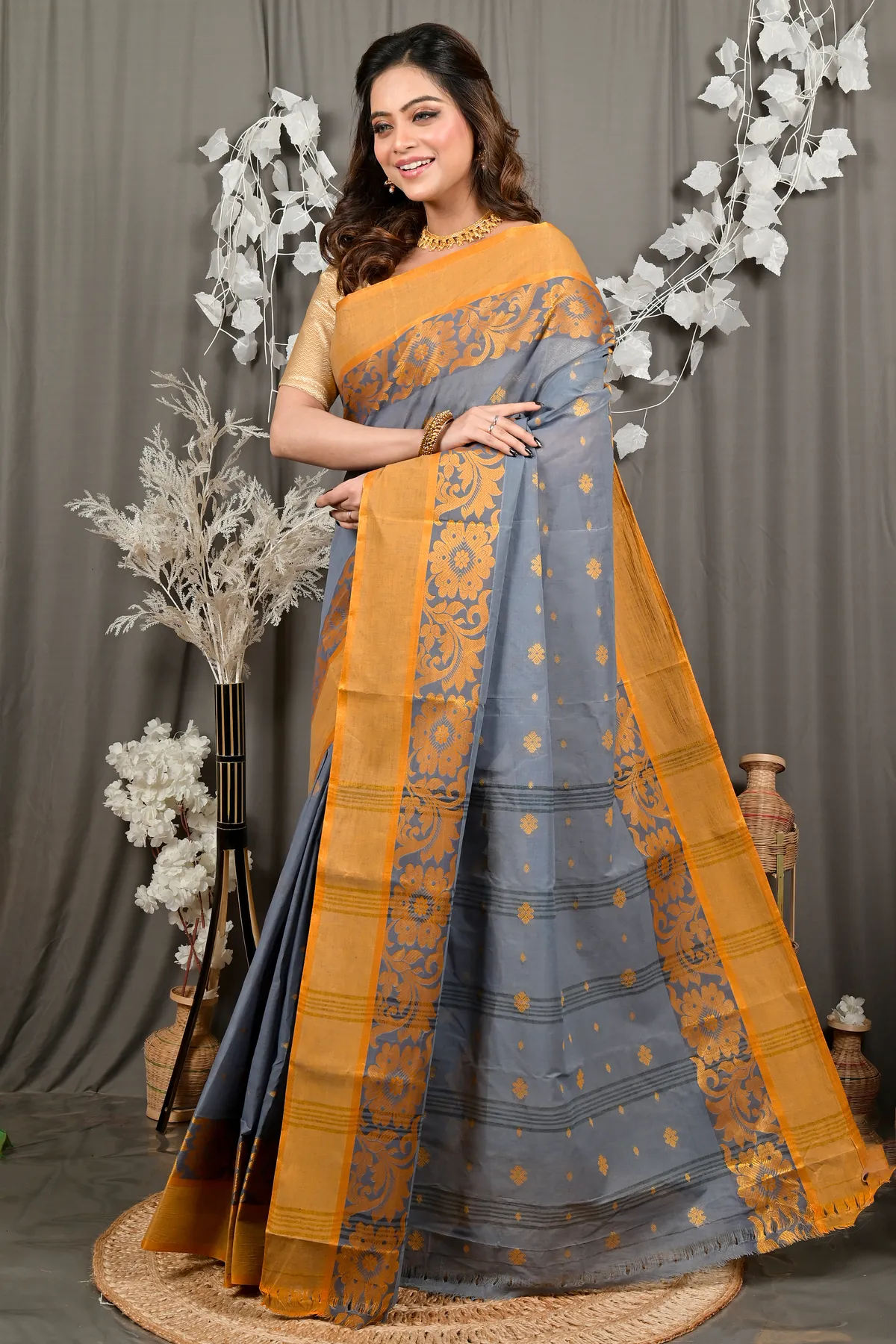 DipDiya Pure Cotton Grey Heruka Loom to Love Tant Sarees