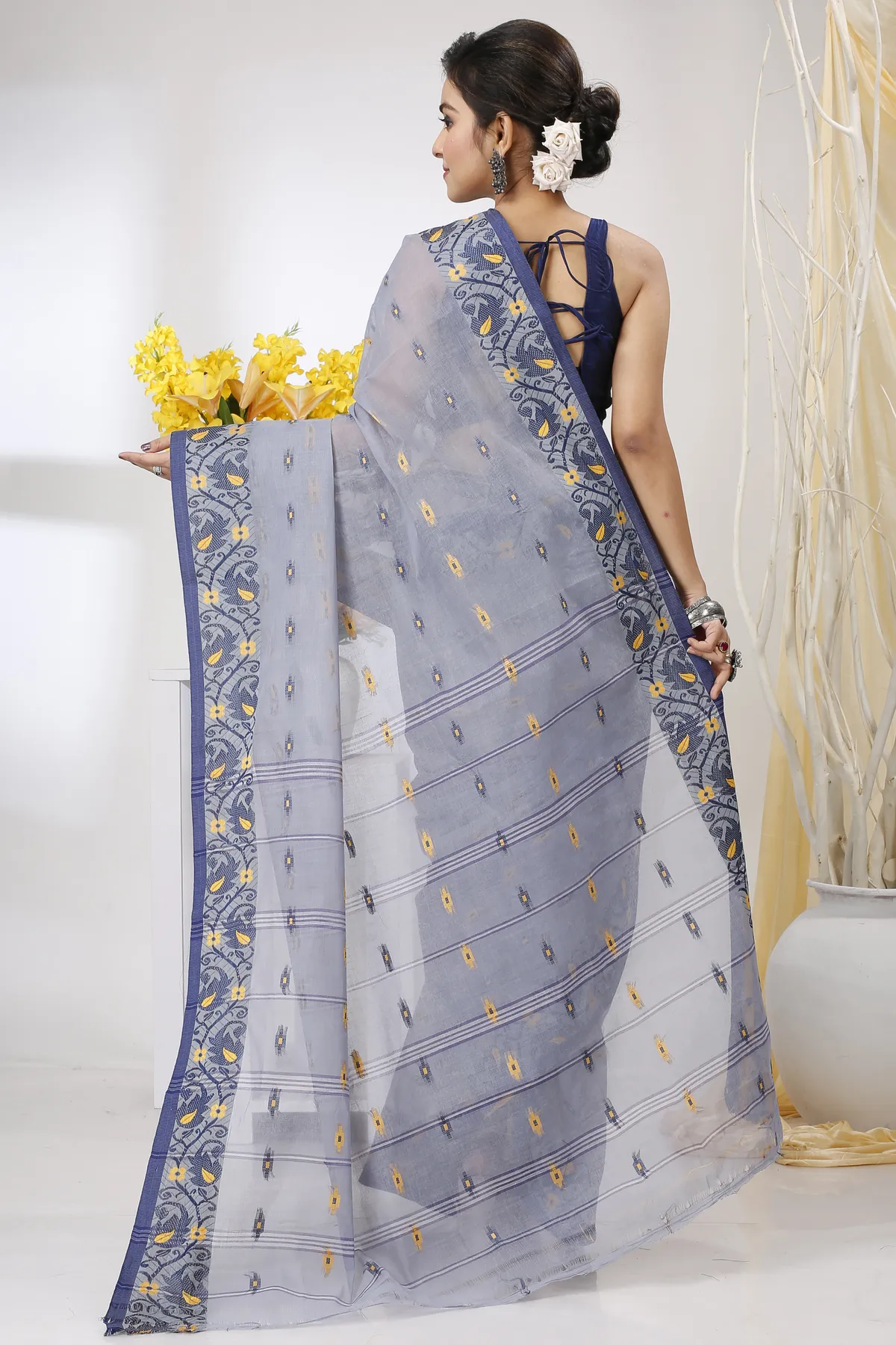 DipDiya Pure Cotton Grey Lucy Crafted with Soul Tant Sarees