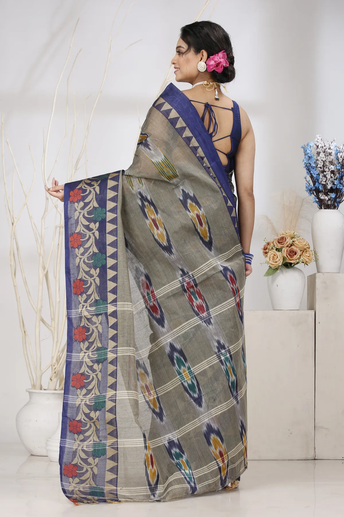 DipDiya Pure Cotton Grey Mili Regal Bengali Tant Sarees