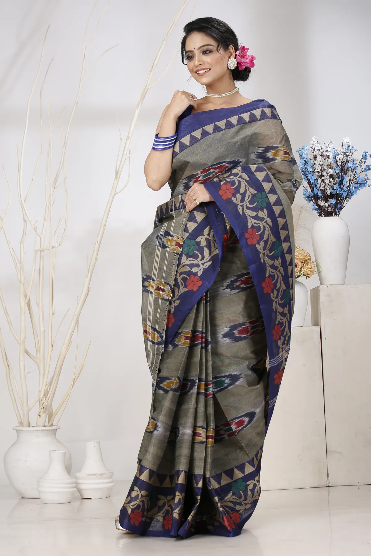 DipDiya Pure Cotton Grey Mili Regal Bengali Tant Sarees