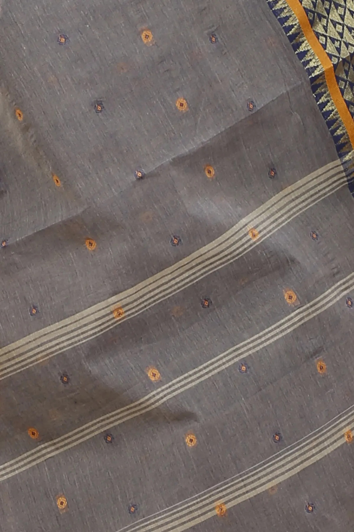 DipDiya Pure Cotton Grey Peral Crafted by Artisans Tant Sarees