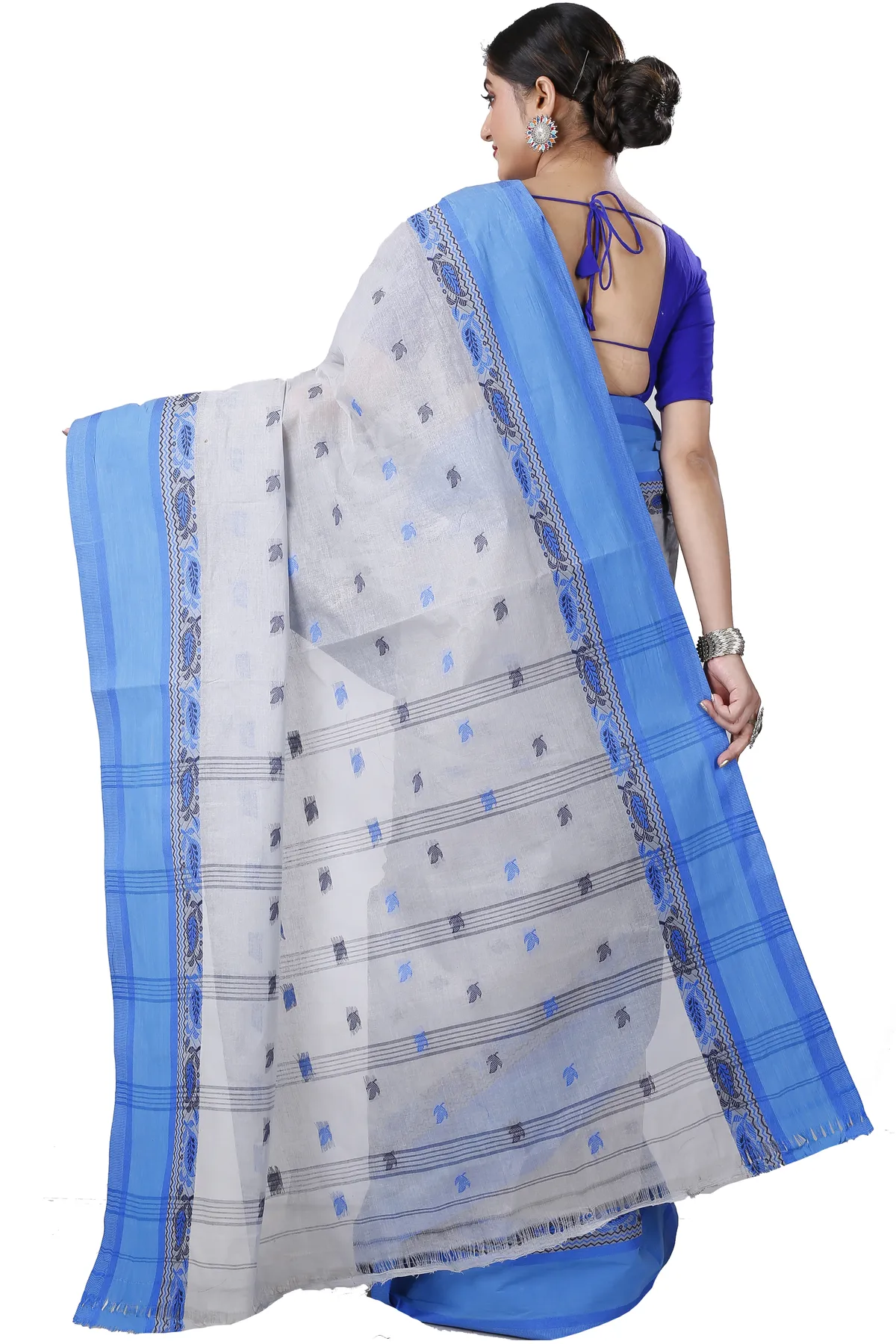 DipDiya Pure Cotton Grey Provati Heritage Elegance Tant Sarees