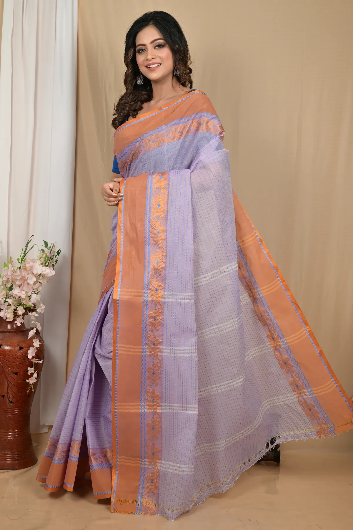 DipDiya Pure Cotton Lavender Achpan Handloom Heritage Tant Sarees