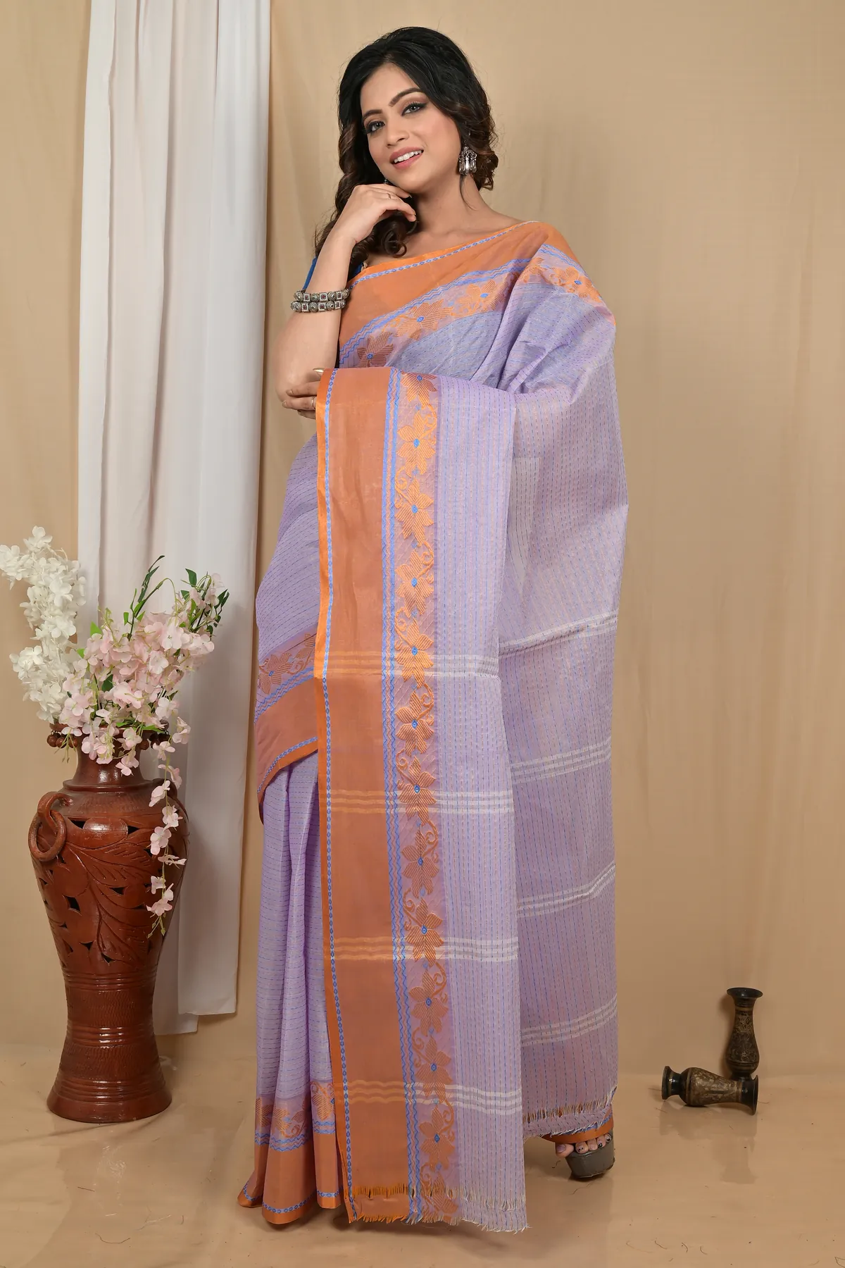 DipDiya Pure Cotton Lavender Achpan Handloom Heritage Tant Sarees