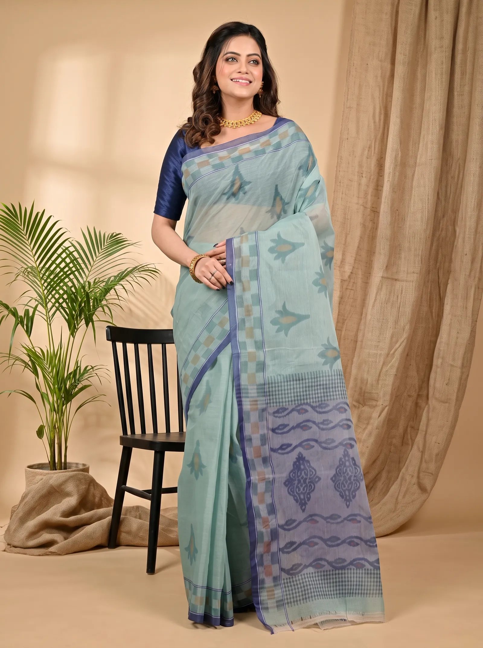 DipDiya Pure Cotton Light Green Devai Masterfully Woven Printed Tant Sarees