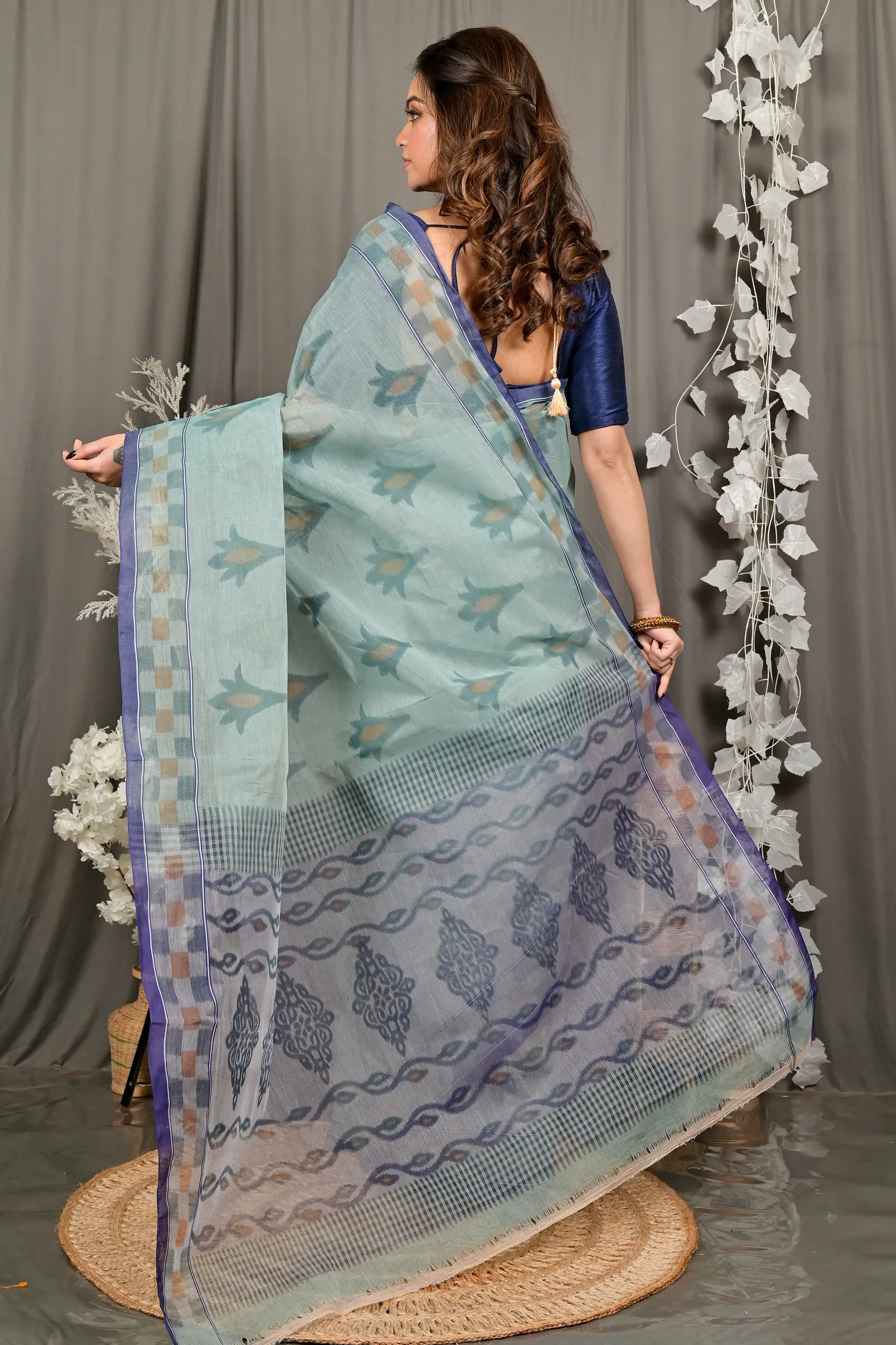 DipDiya Pure Cotton Light Green Devai Masterfully Woven Printed Tant Sarees