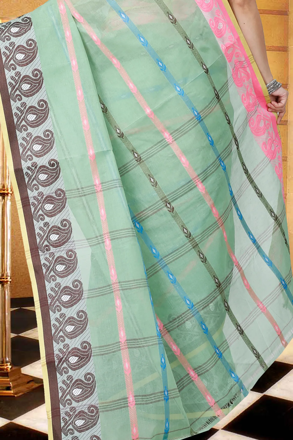 DipDiya Pure Cotton Light Green Nehan Handcrafted Elegance Tant Sarees