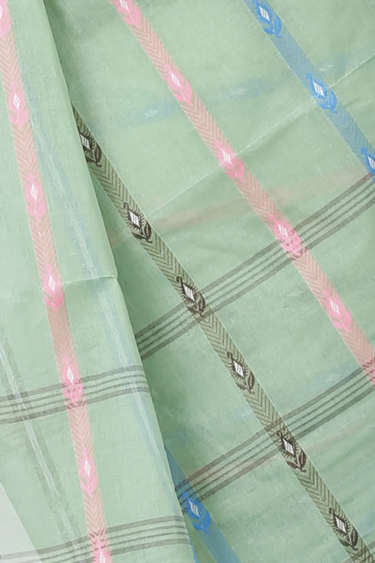 DipDiya Pure Cotton Light Green Nehan Handcrafted Elegance Tant Sarees