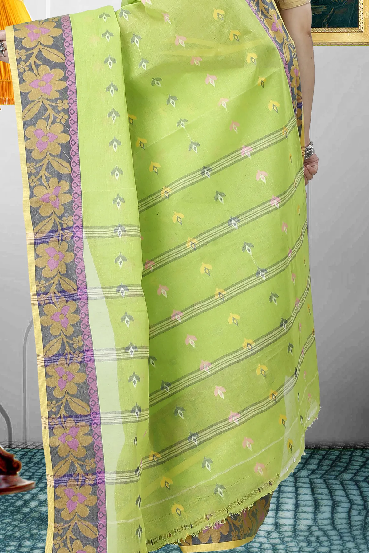 DipDiya Pure Cotton Light Green Numan Loom to Love Tant Sarees