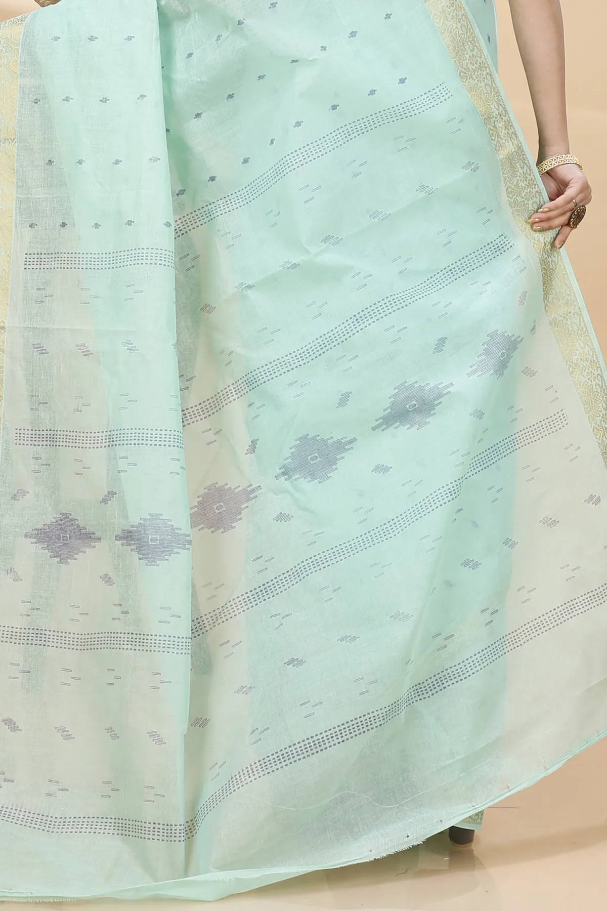 DipDiya Pure Cotton Light Green Porna Weaves with a Story Printed Tant Sarees