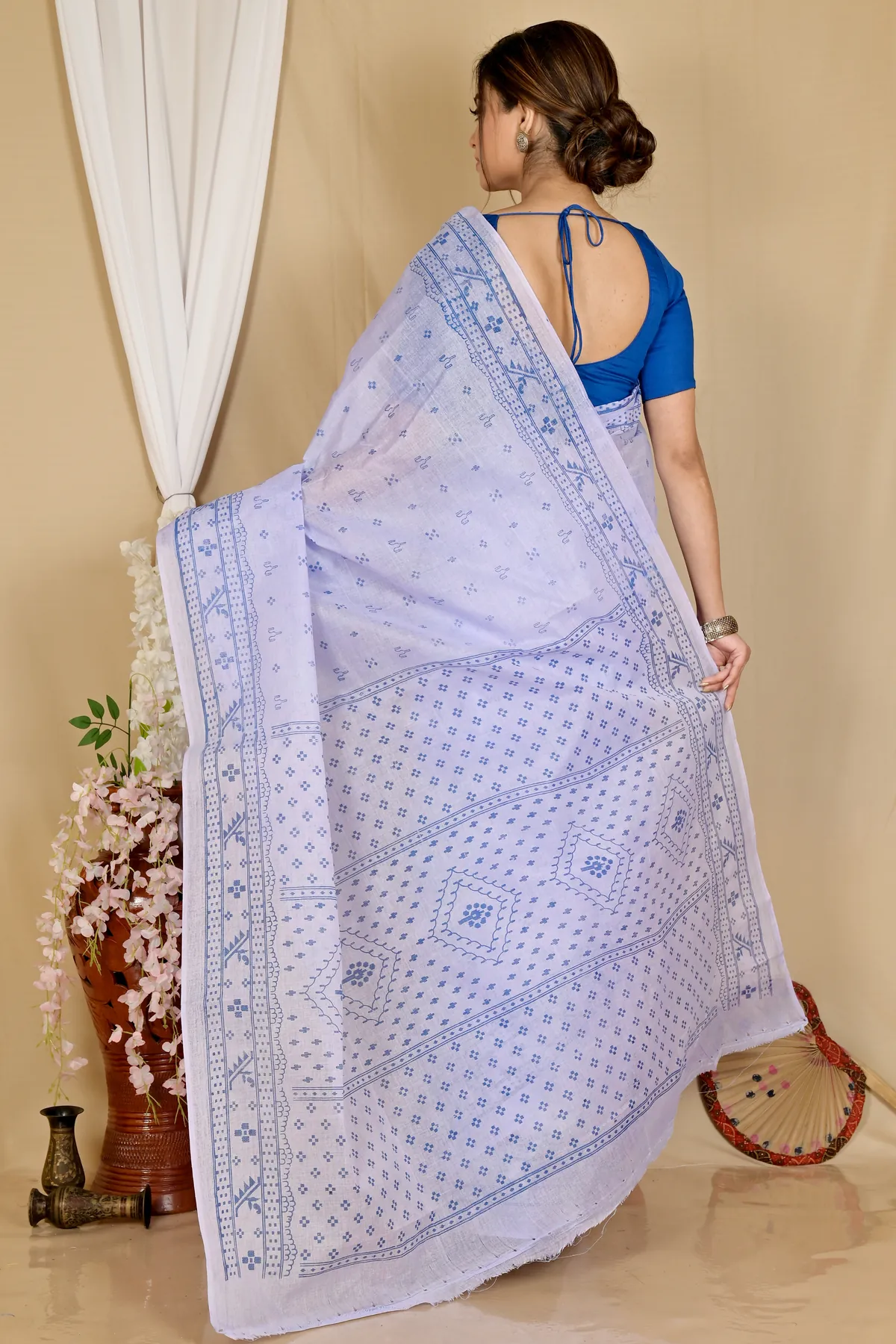 DipDiya Pure Cotton Light Purple Liko Bengal’s Tradition Printed Tant Sarees