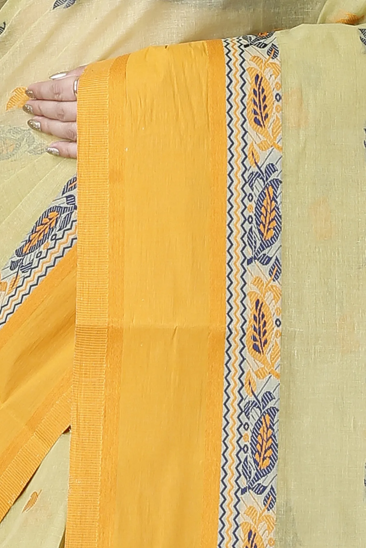 DipDiya Pure Cotton Light Yellow Provati Loom to Love Tant Sarees