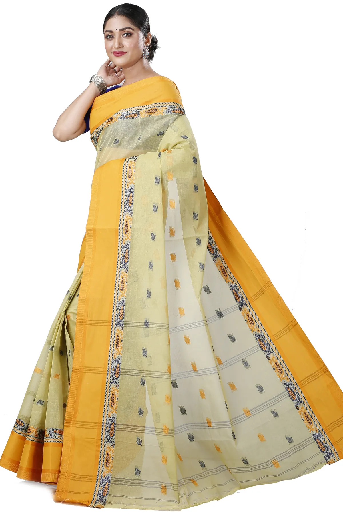 DipDiya Pure Cotton Light Yellow Provati Loom to Love Tant Sarees