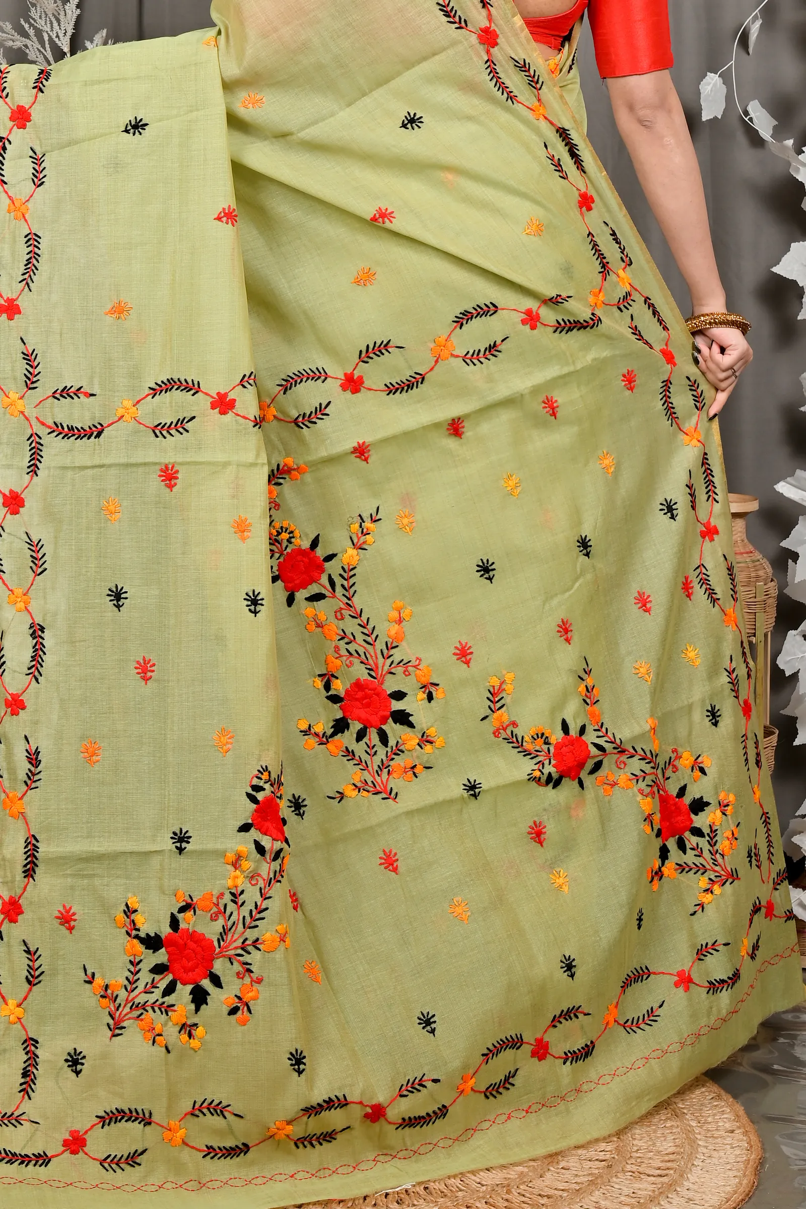 DipDiya Pure Cotton Lime Green Devui The Bengali Classic Kantha Stitch Sarees