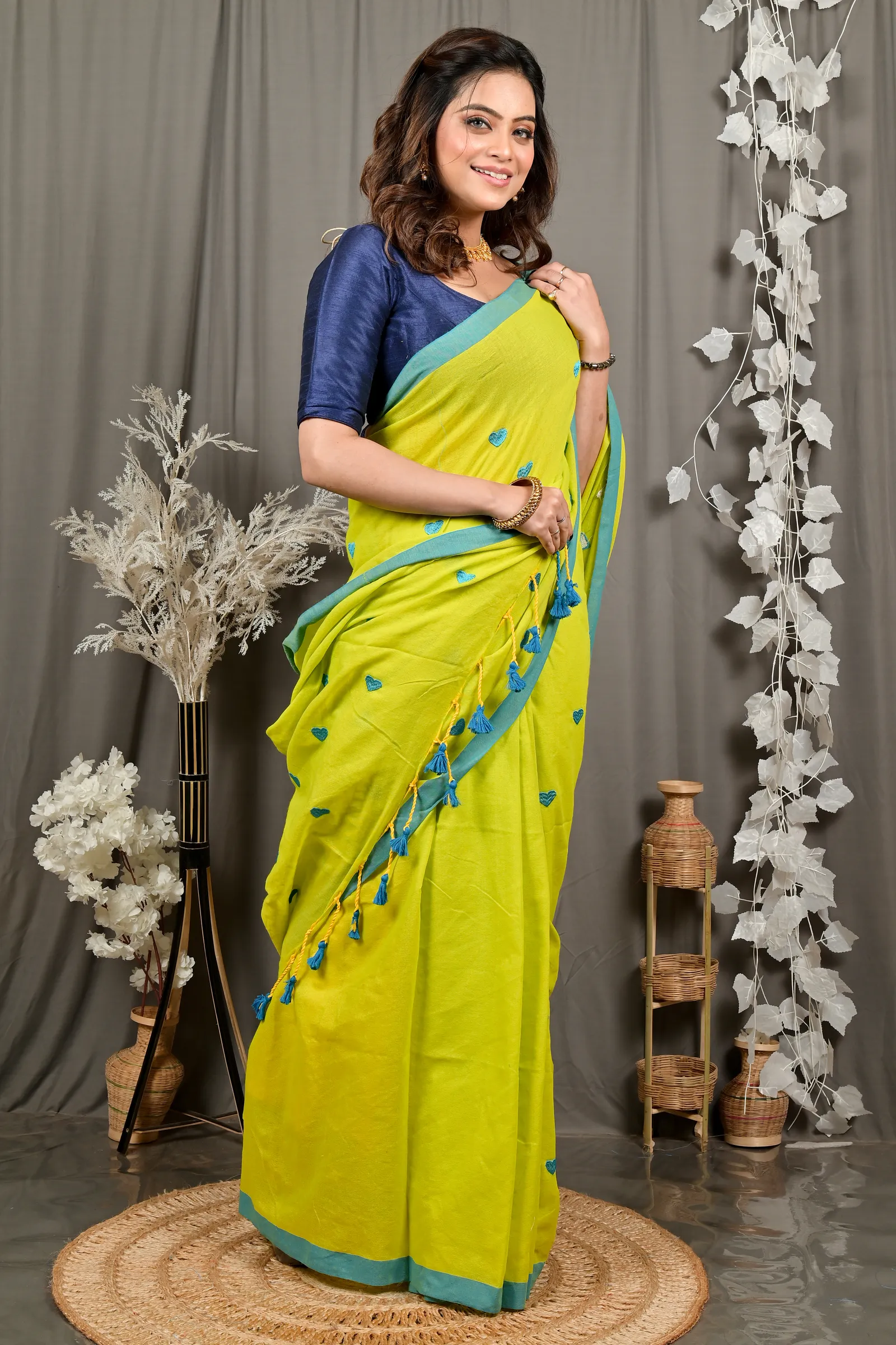 DipDiya Pure Cotton Lime Green Dhrli Bengal’s Legacy Embroidery Handloom sarees